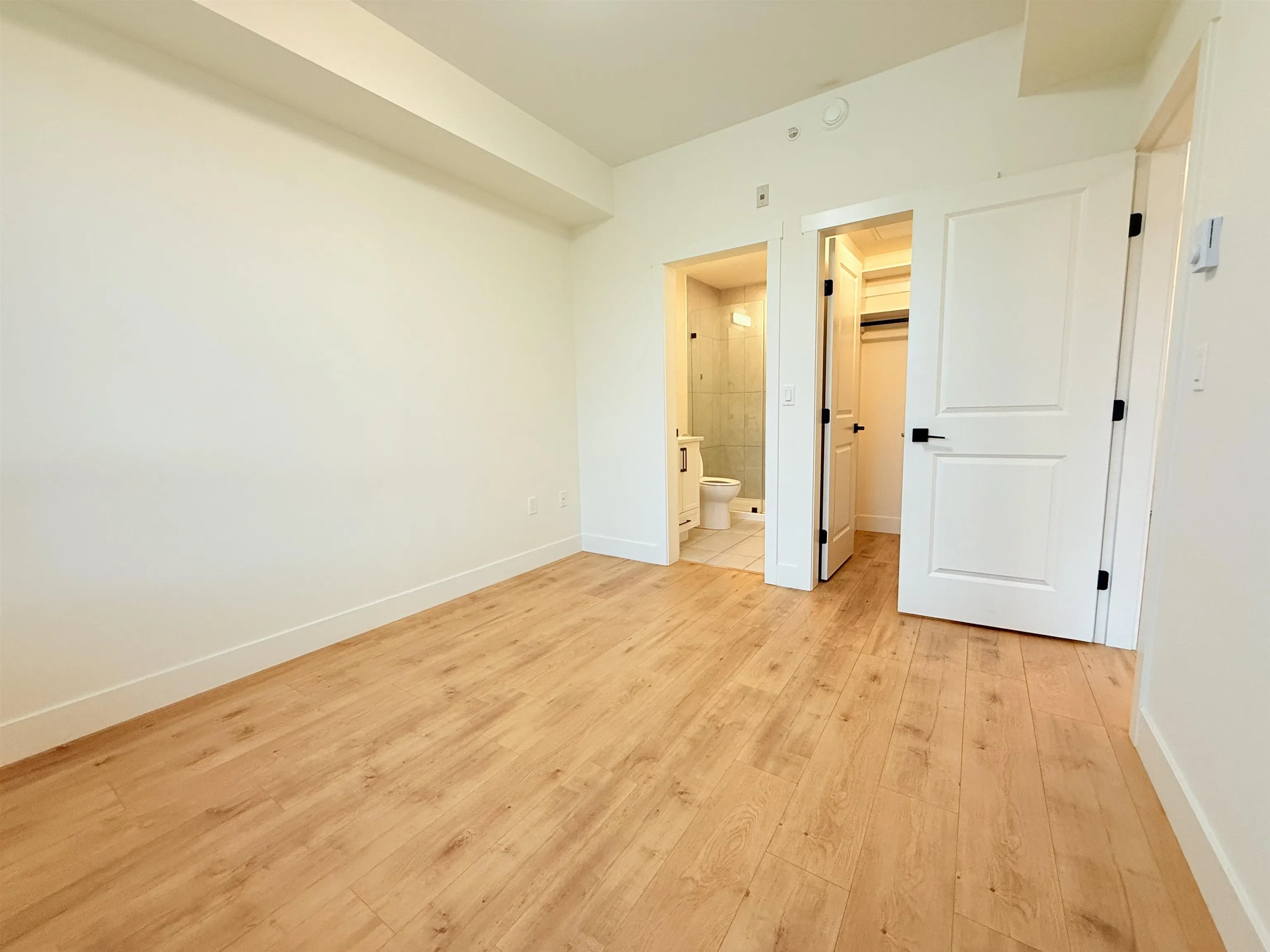 413 7506 199a Street