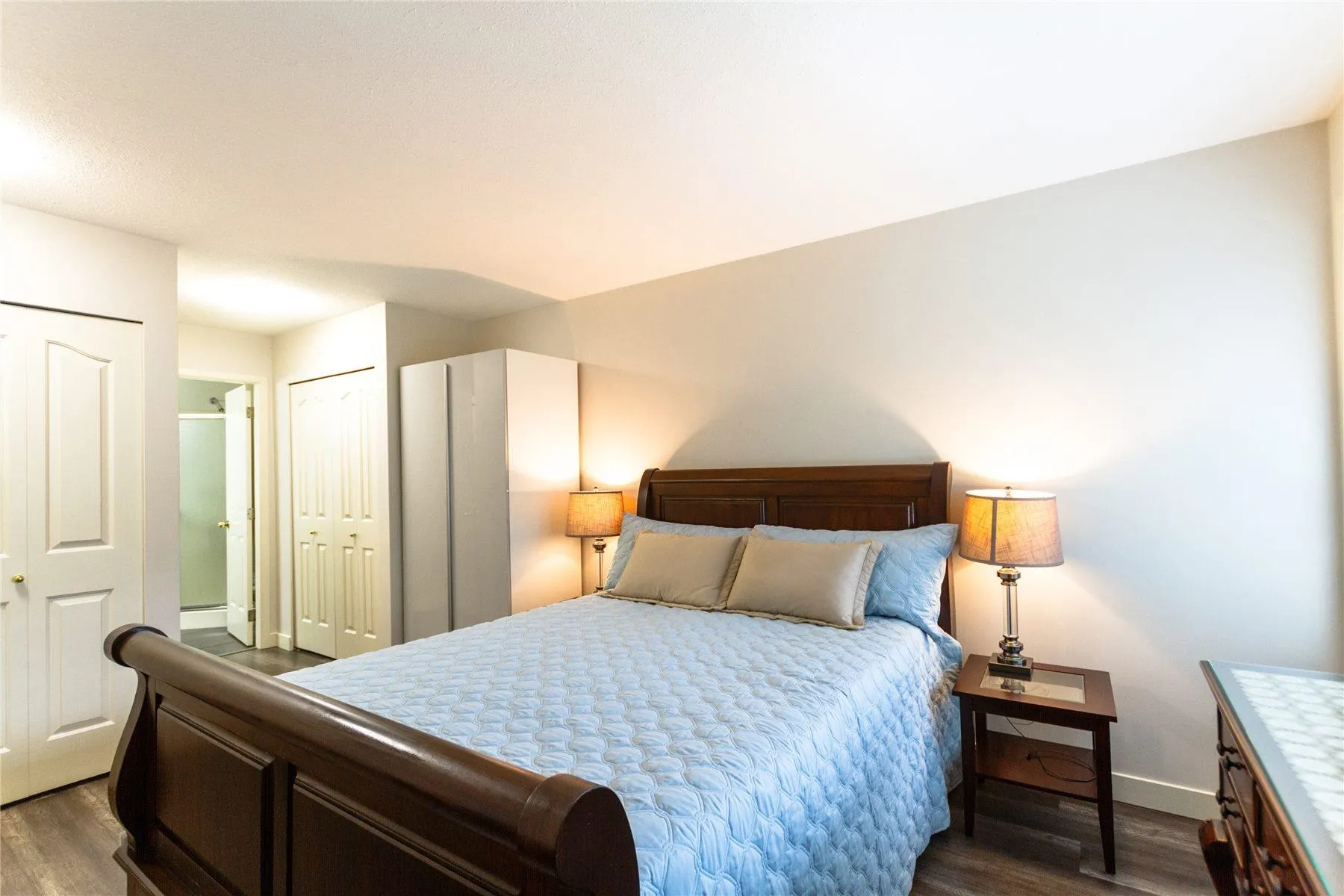 21 32615 Murray Avenue