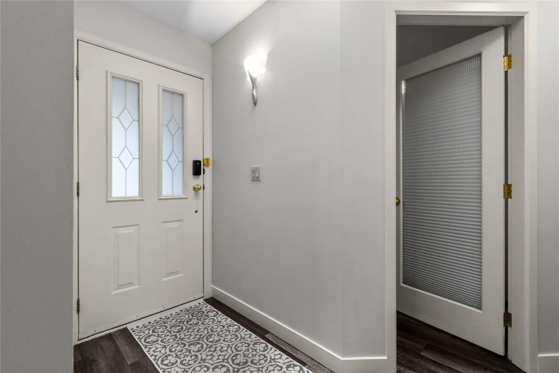 21 32615 Murray Avenue