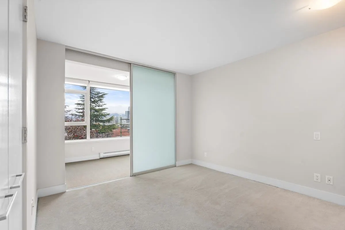 506 1530 W 8th Avenue