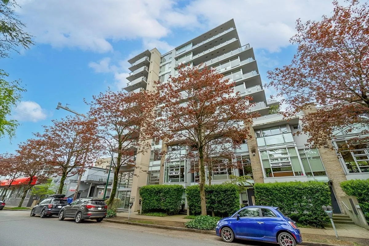 506 1530 W 8th Avenue