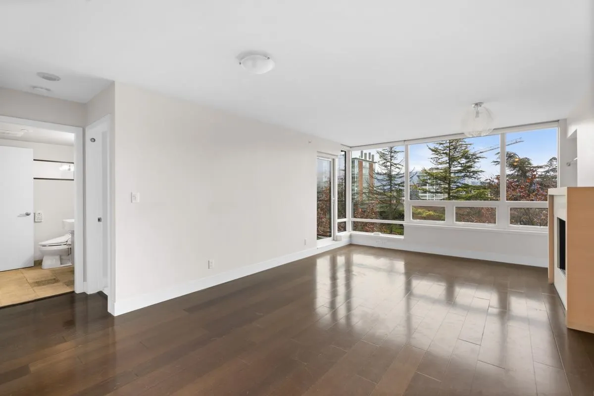 506 1530 W 8th Avenue