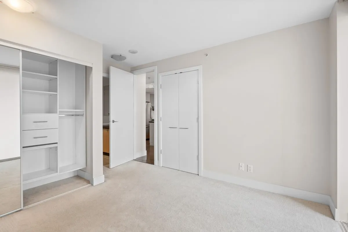 506 1530 W 8th Avenue