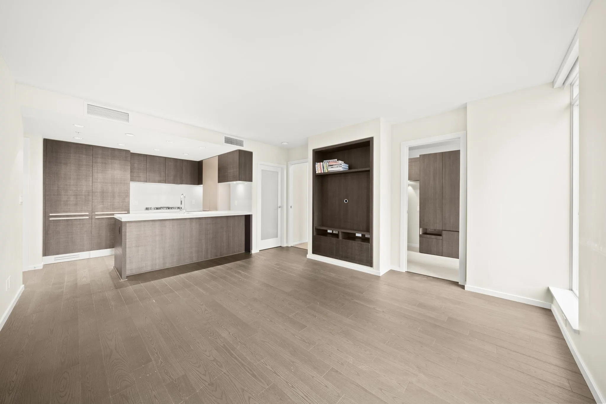 2301 1351 Continental Street