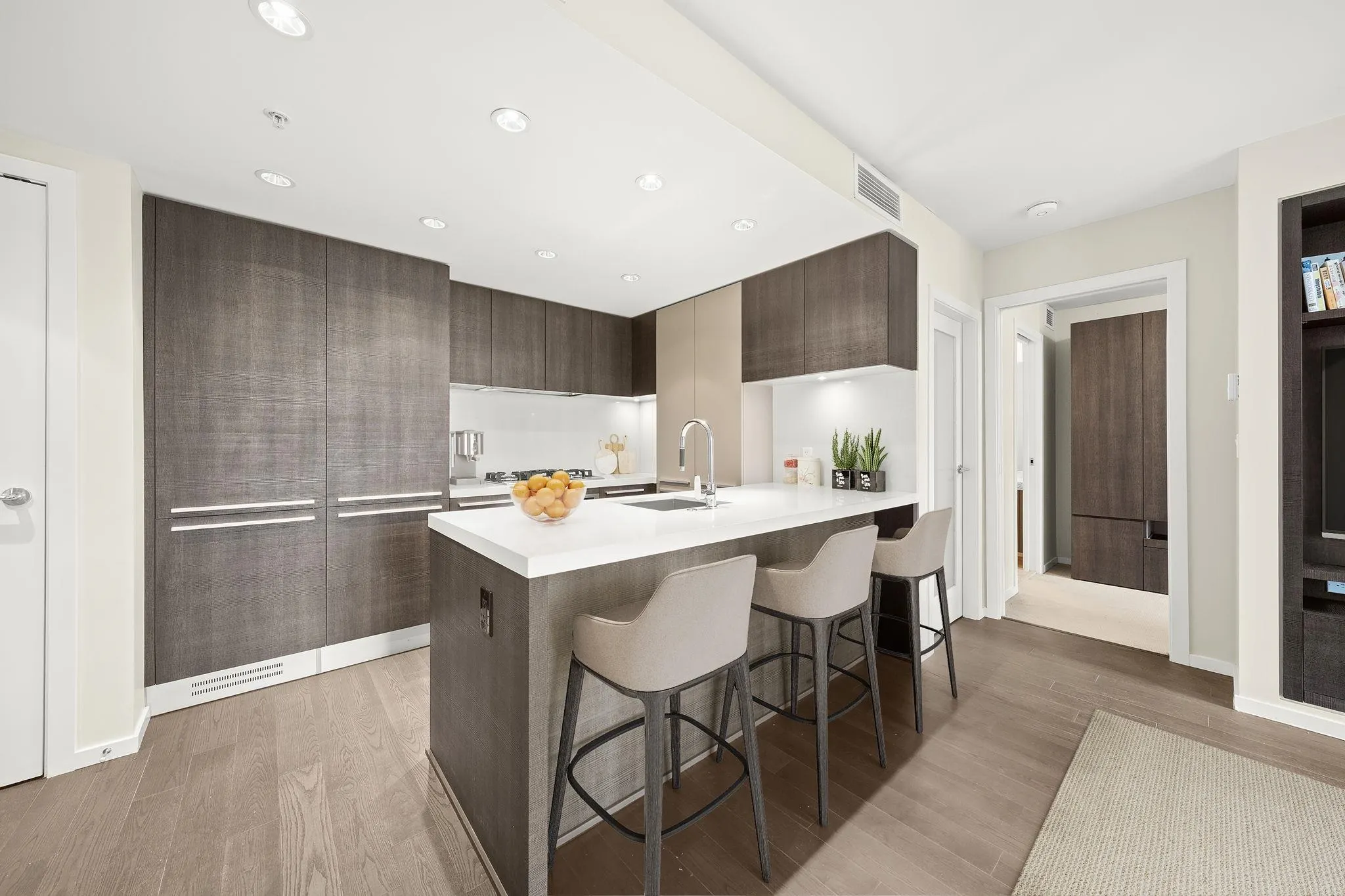 2301 1351 Continental Street