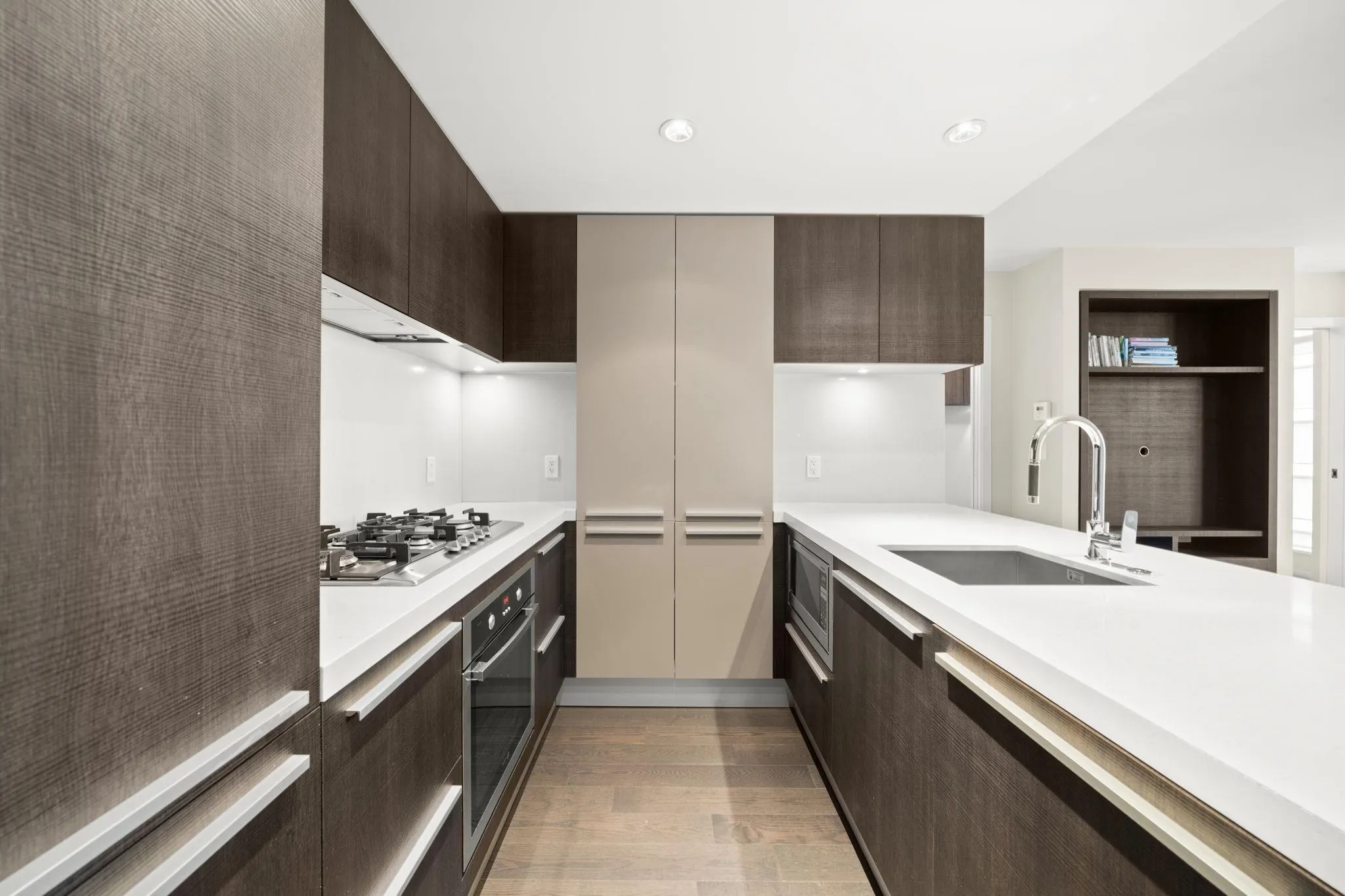 2301 1351 Continental Street