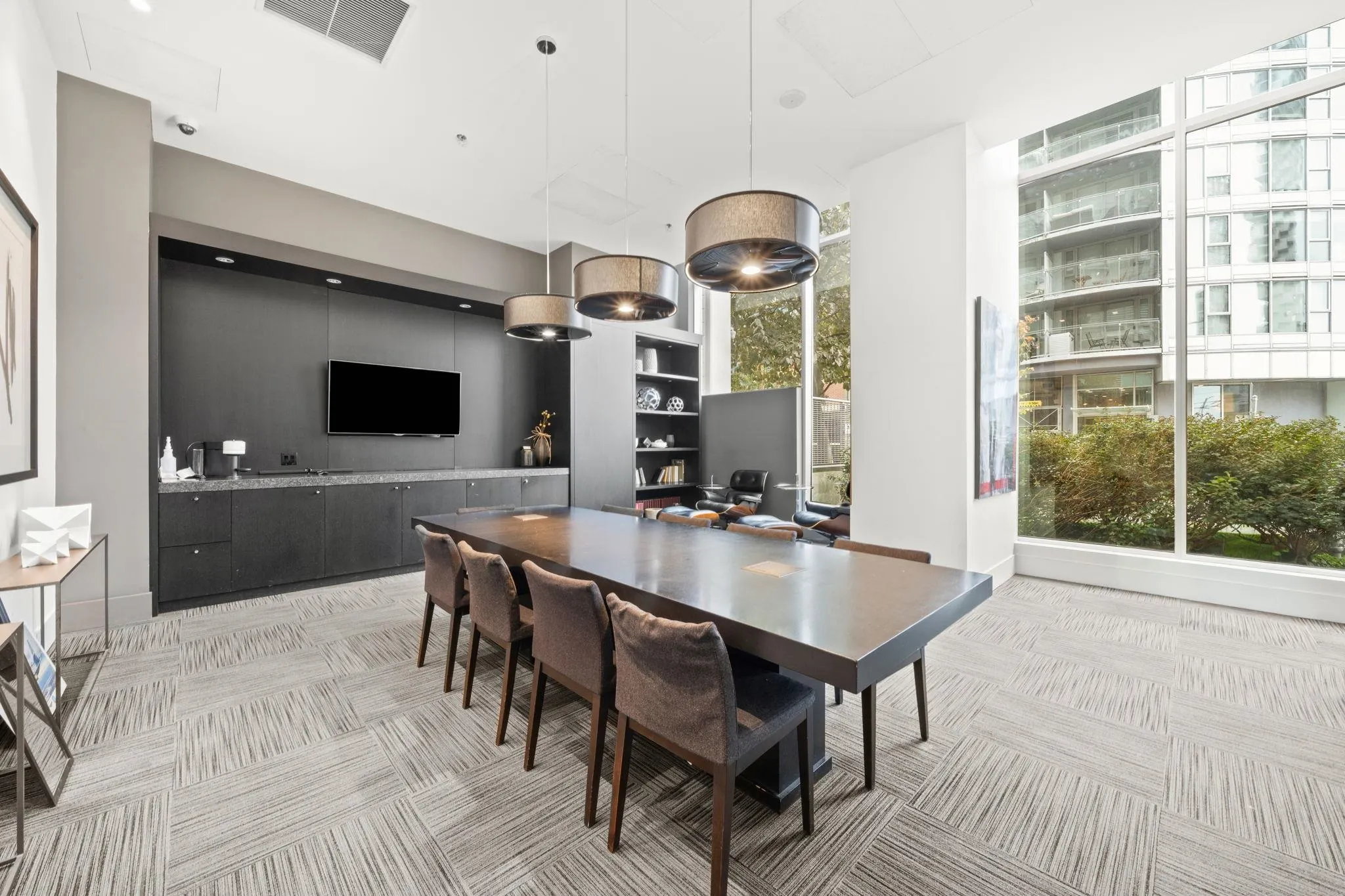 2301 1351 Continental Street