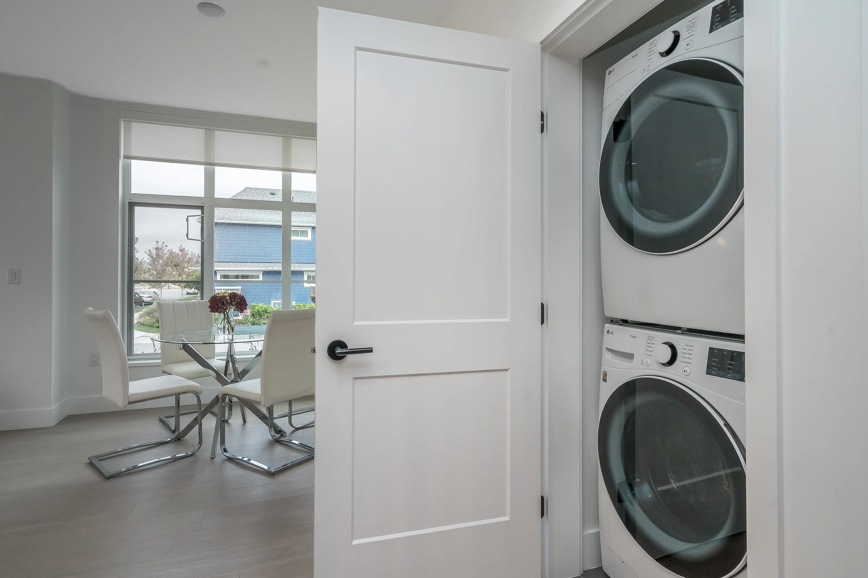 102 320 Ridge Street