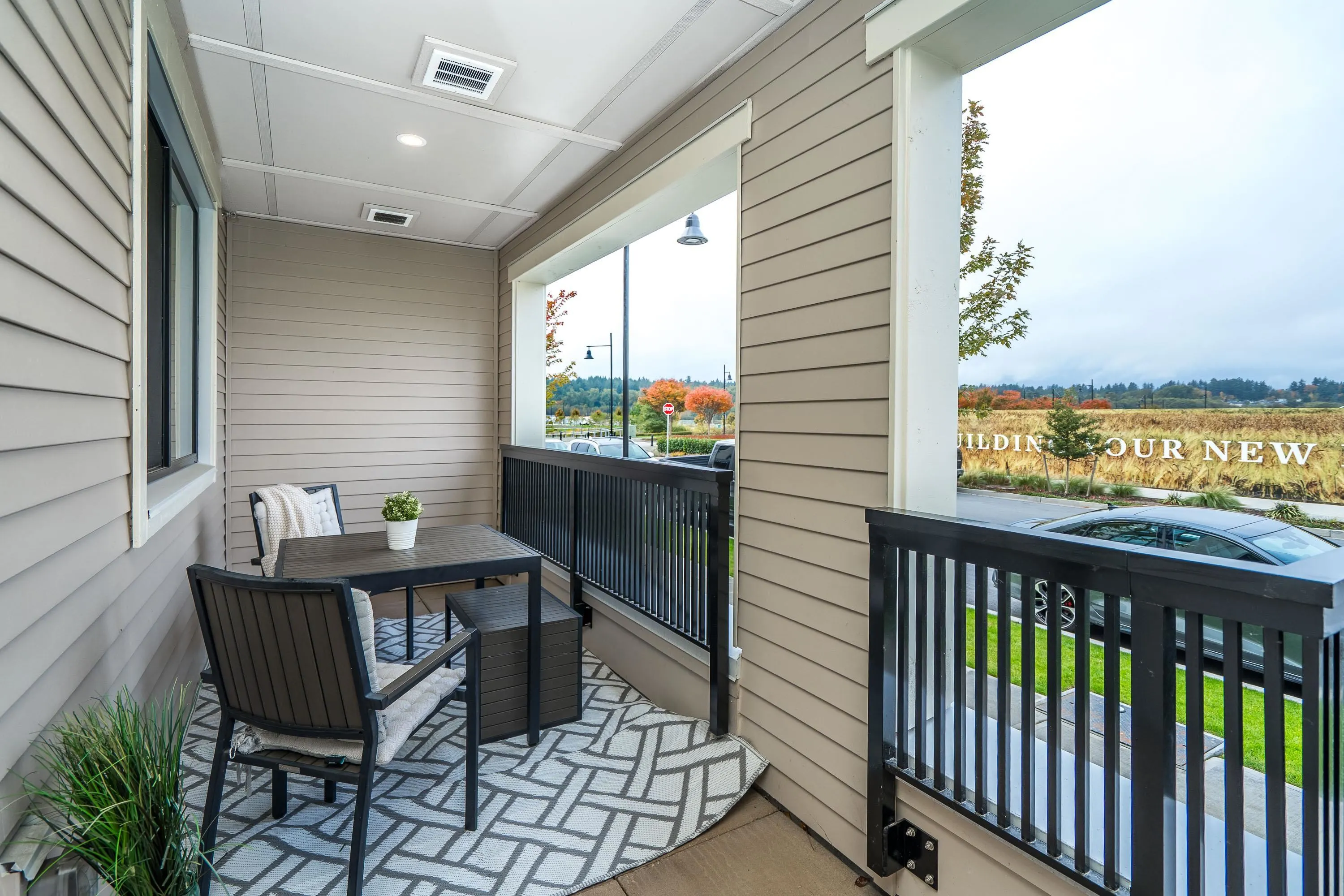 102 320 Ridge Street