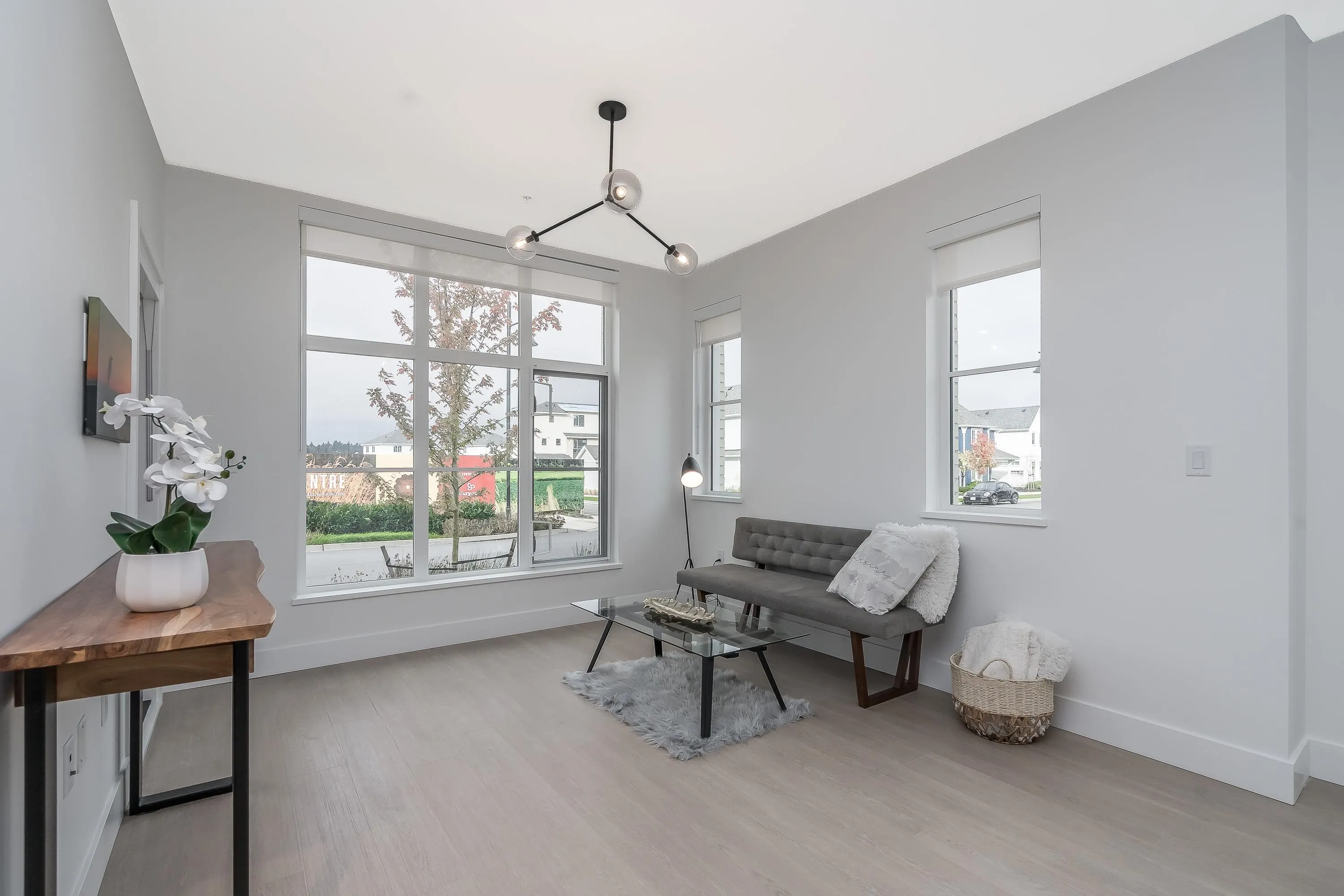 102 320 Ridge Street