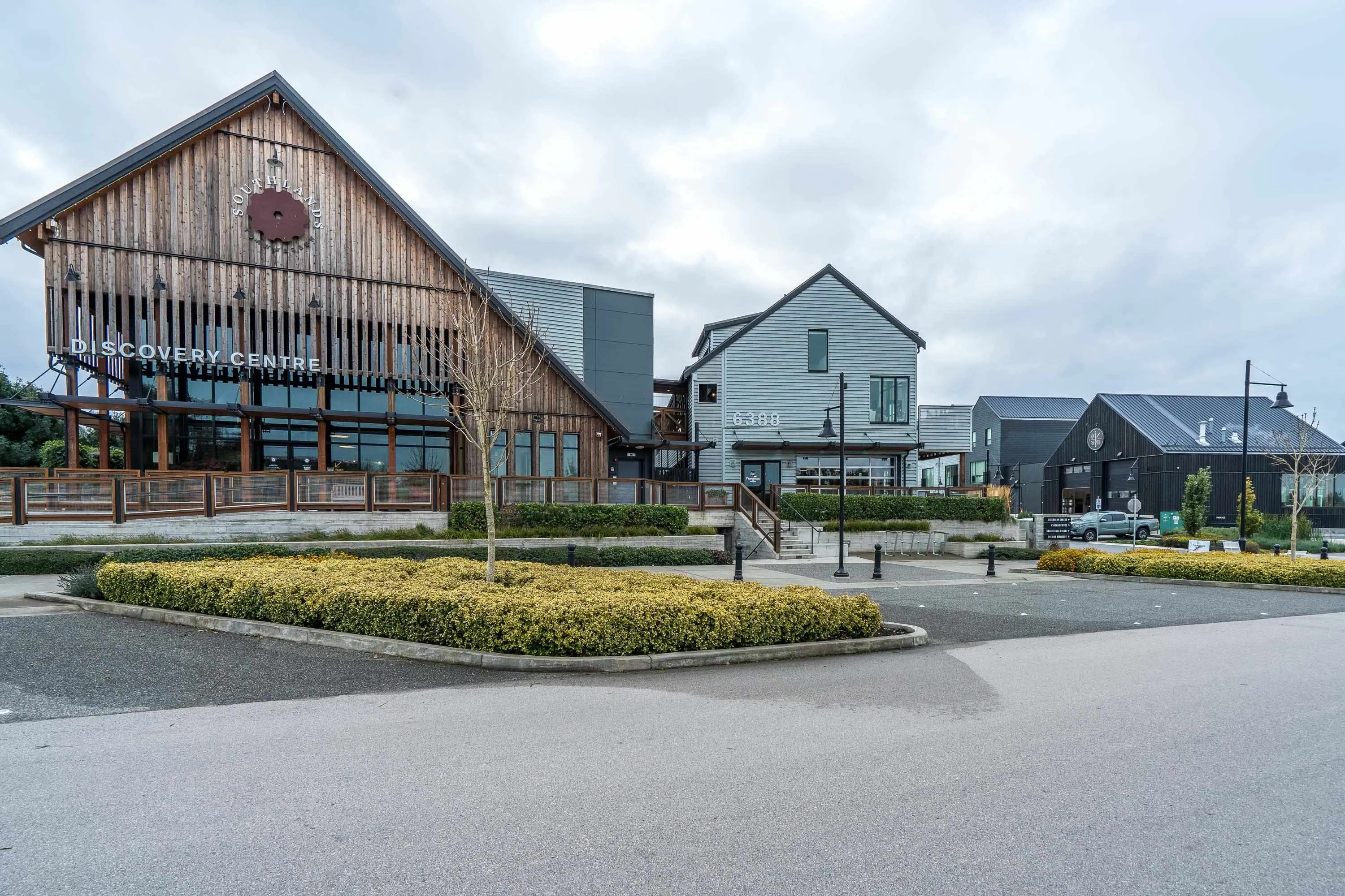 102 320 Ridge Street