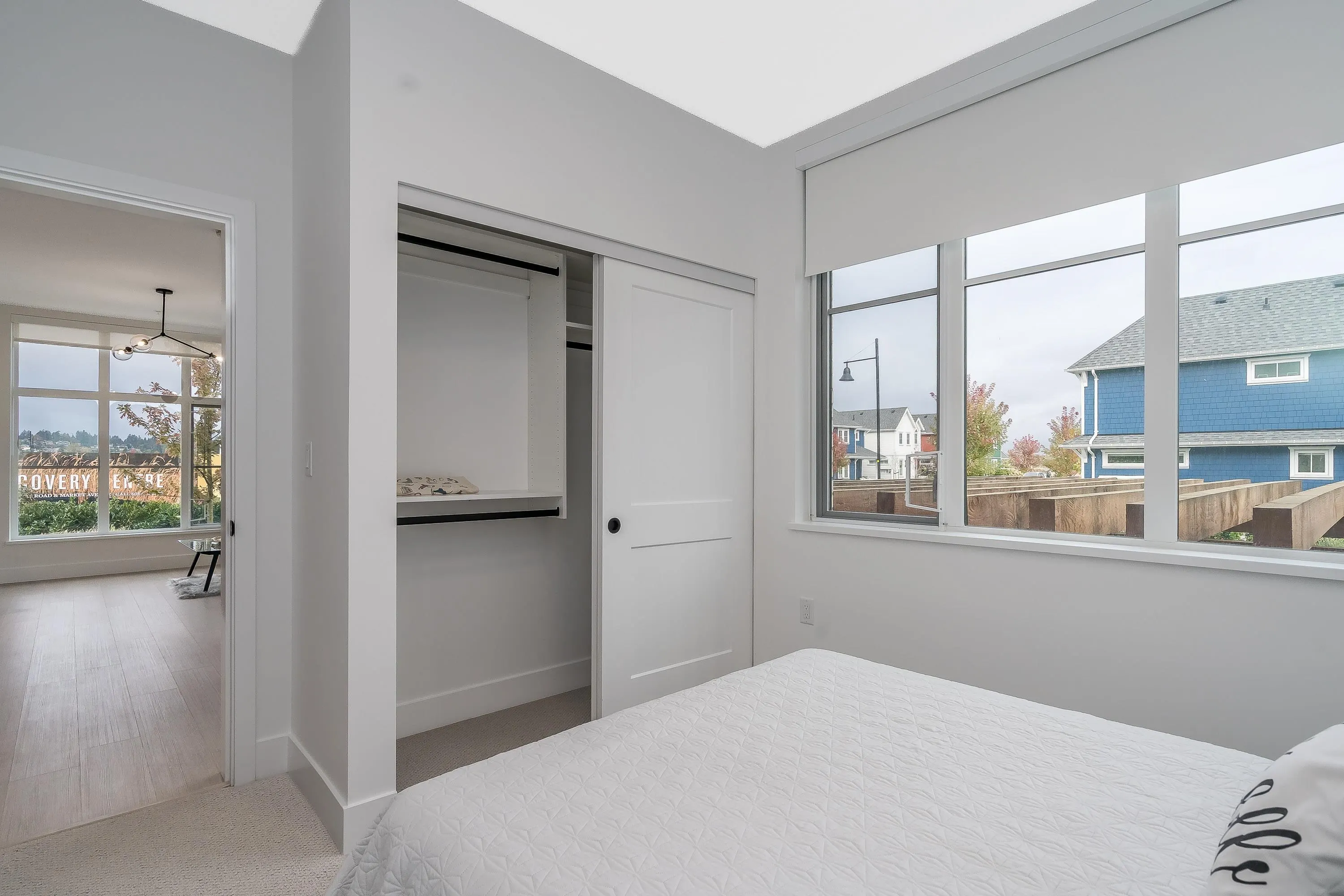 102 320 Ridge Street