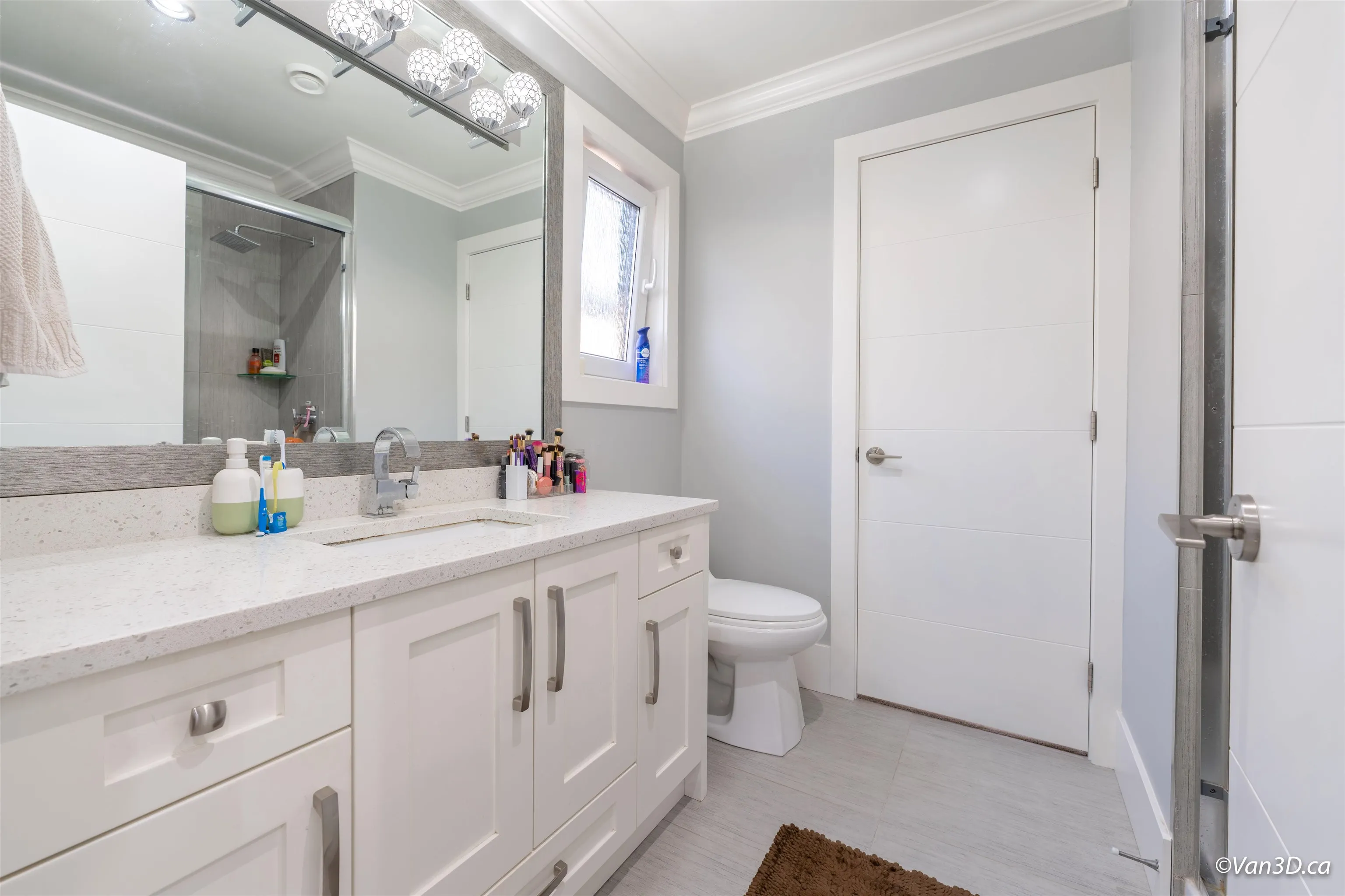 146 W 40th Avenue