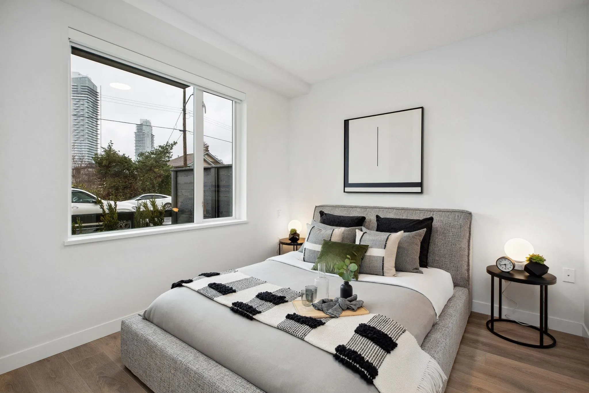 108 715 Ducklow Street