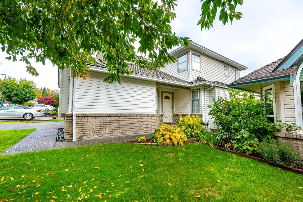 3139 Patullo Crescent