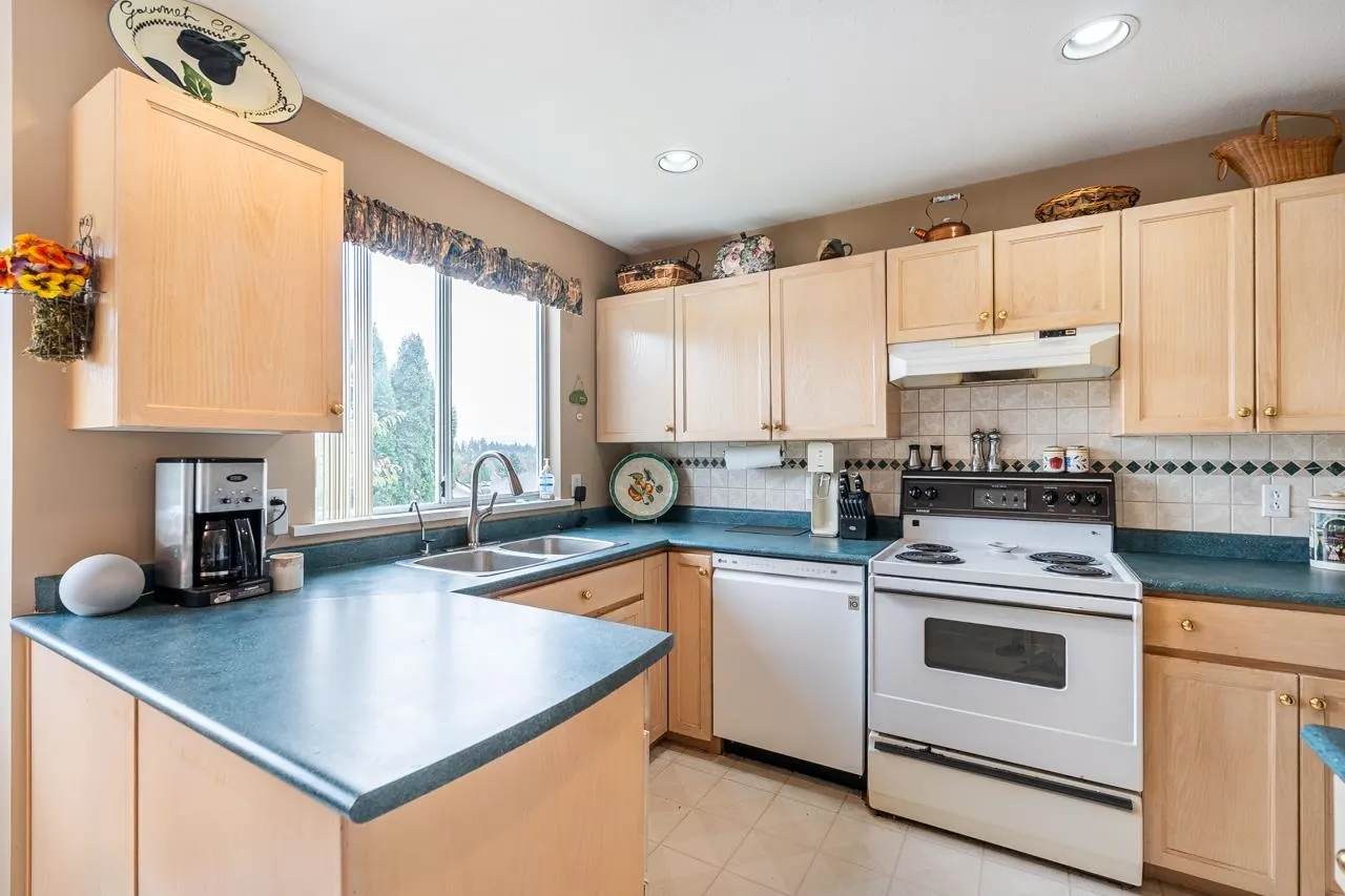 3139 Patullo Crescent