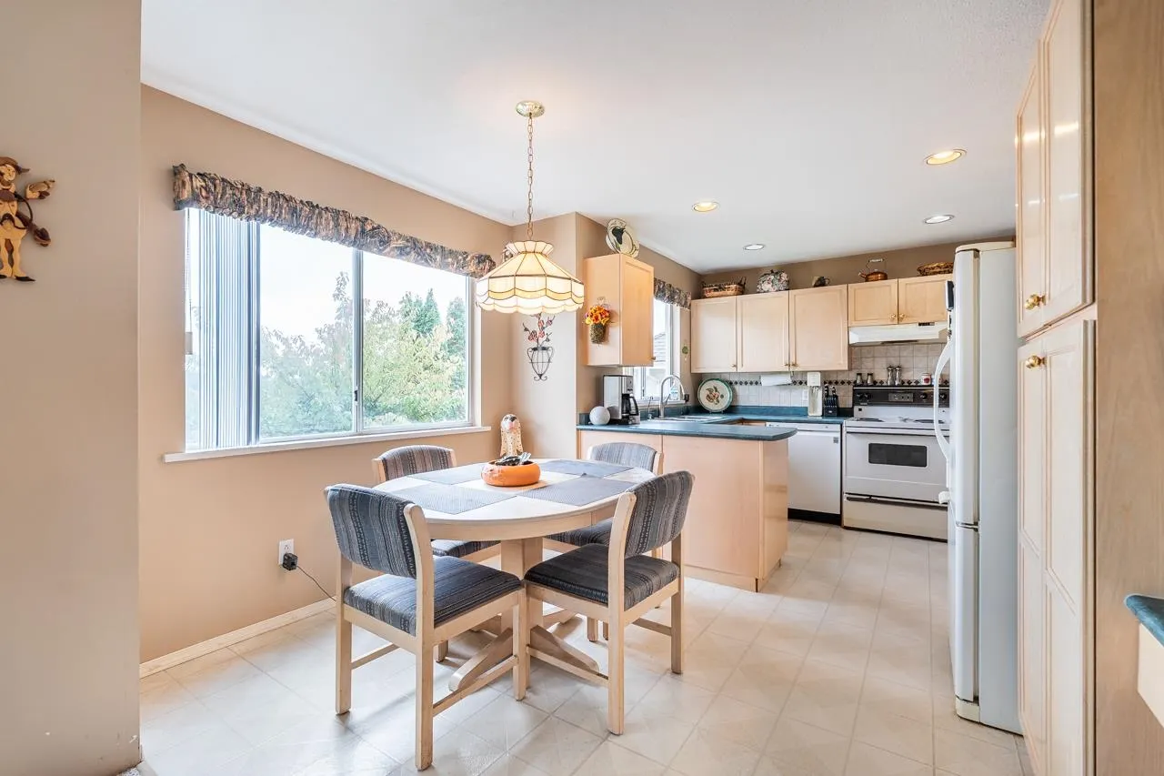 3139 Patullo Crescent