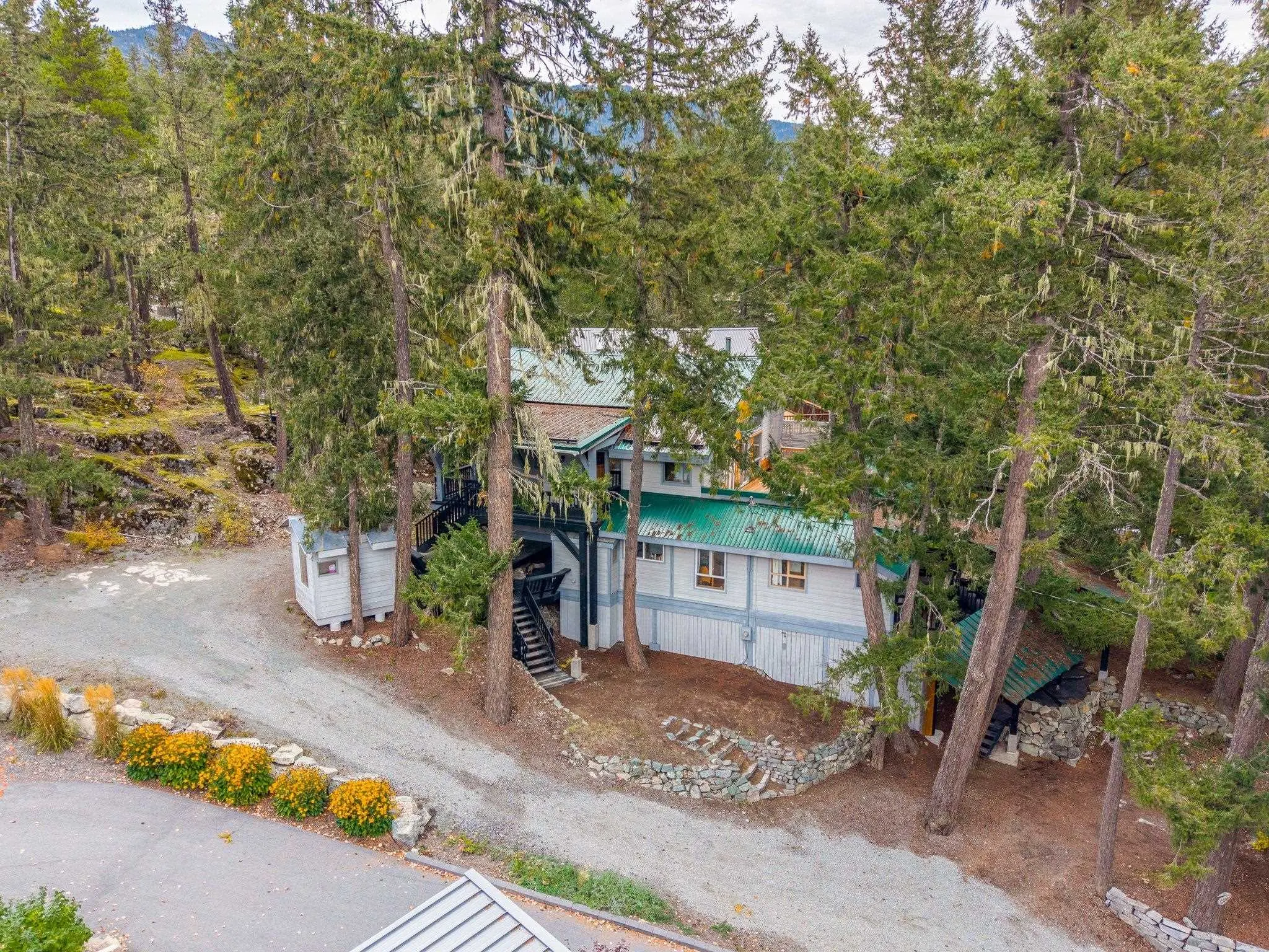 9539 Emerald Drive