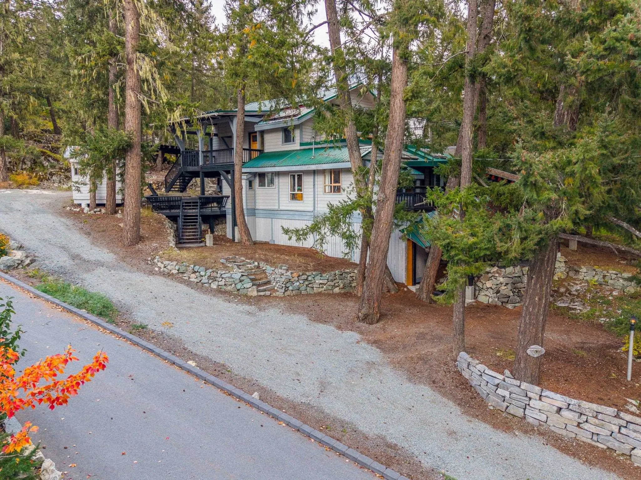 9539 Emerald Drive