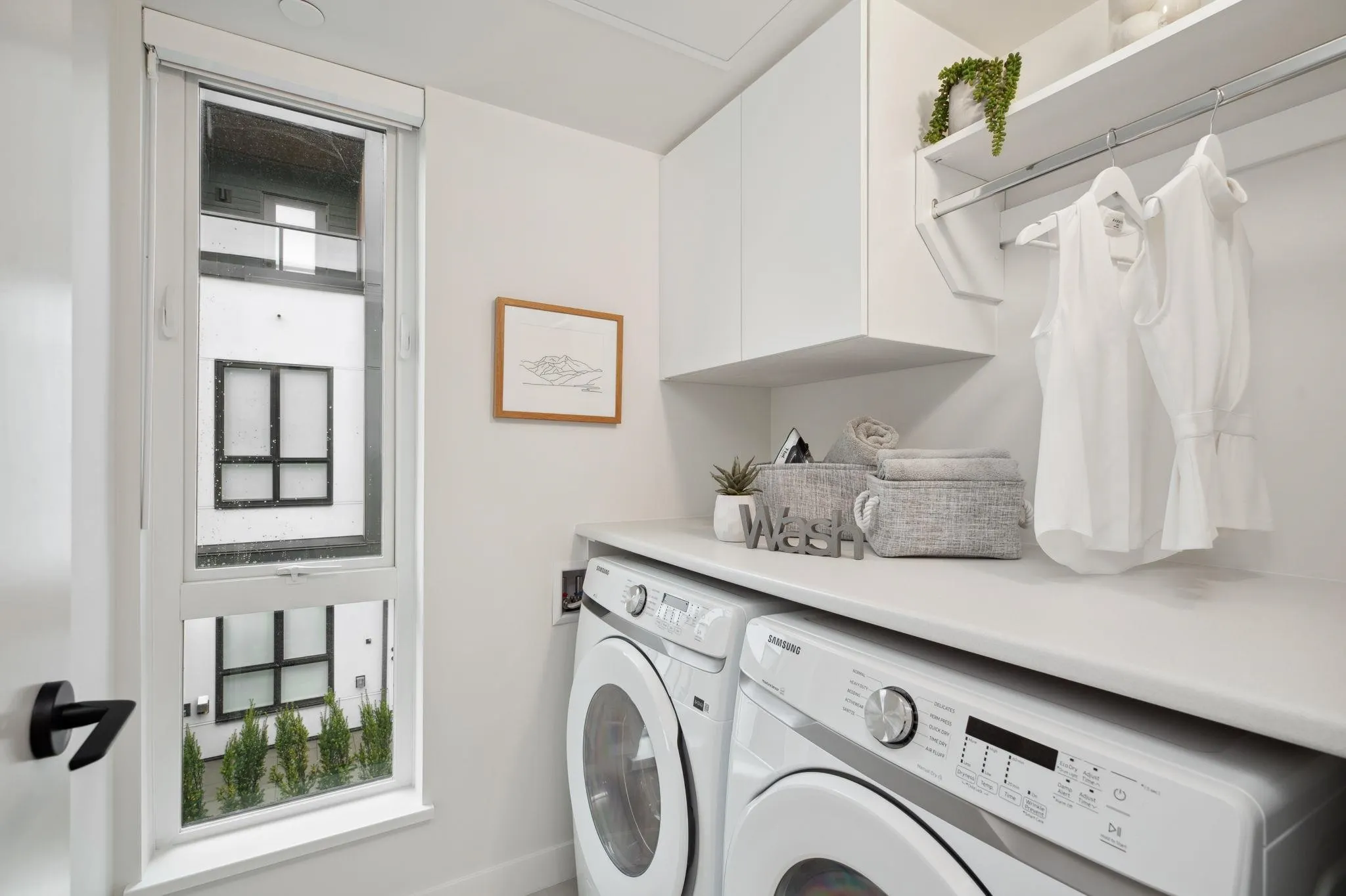 201 715 Ducklow Street