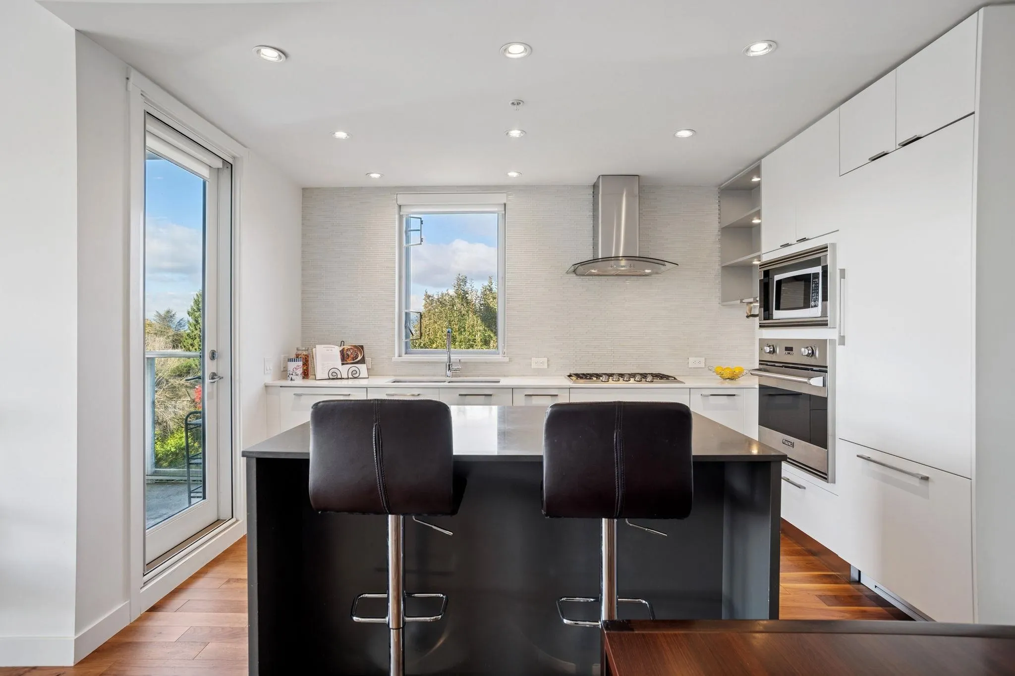 508 4867 Cambie Street