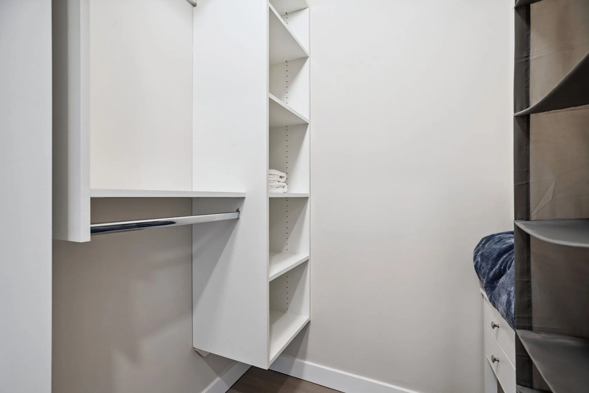 417 12109 223 Street