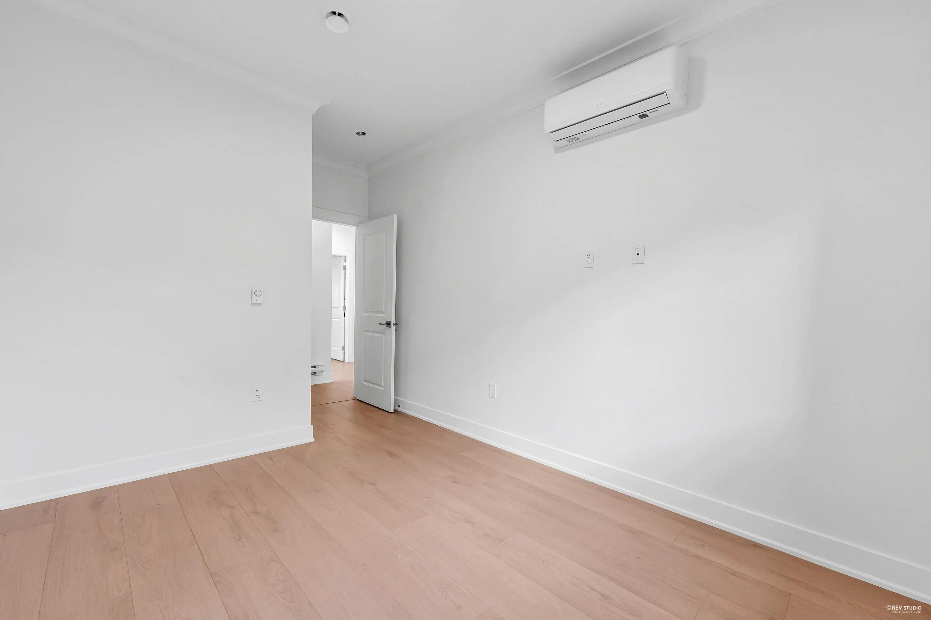 107 8233 Williams Road