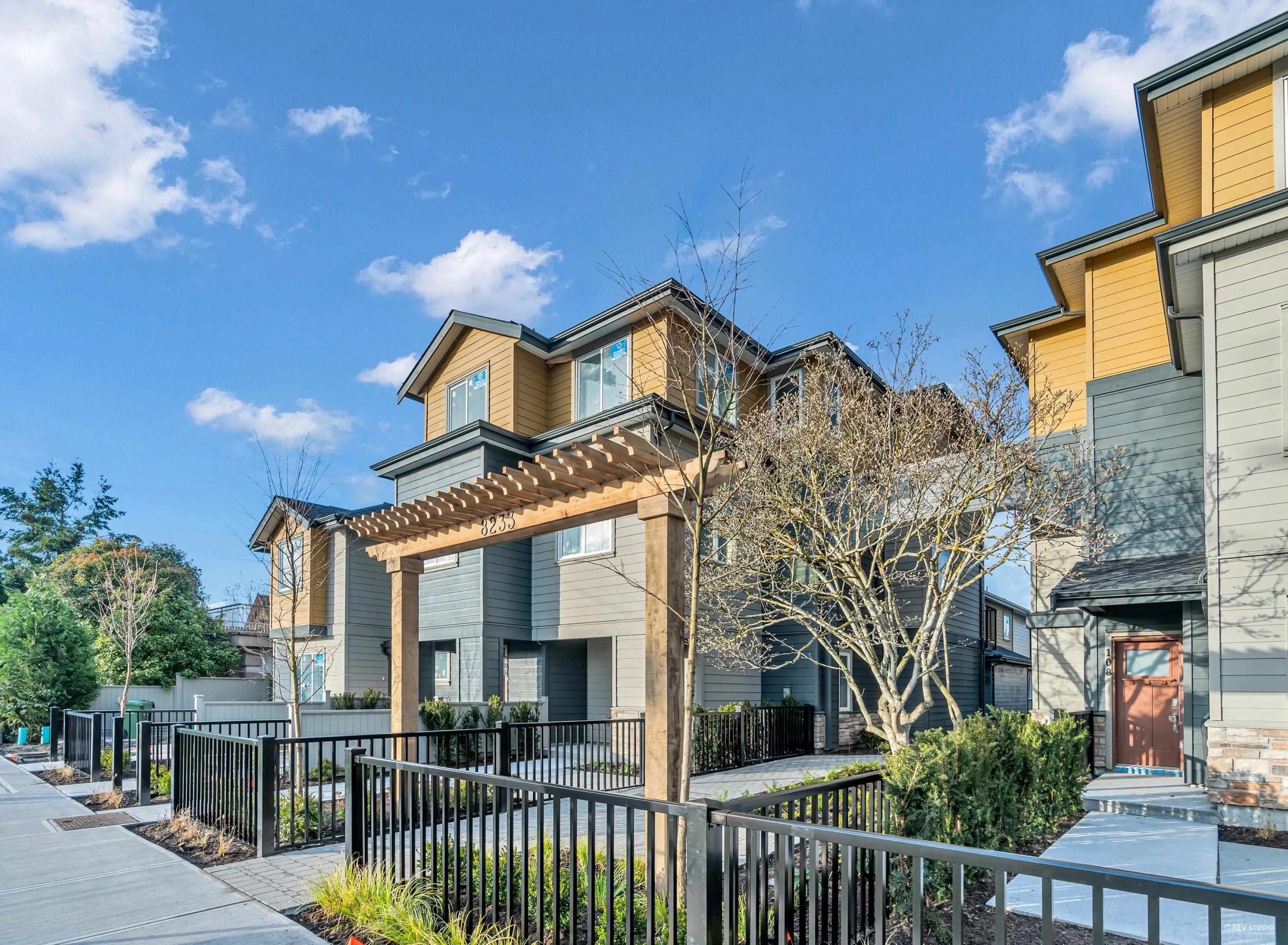 107 8233 Williams Road