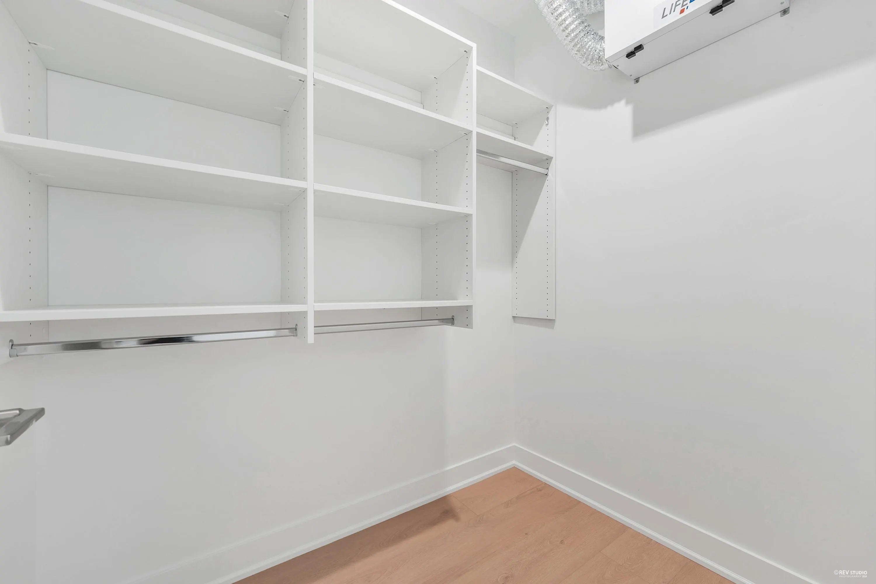 107 8233 Williams Road