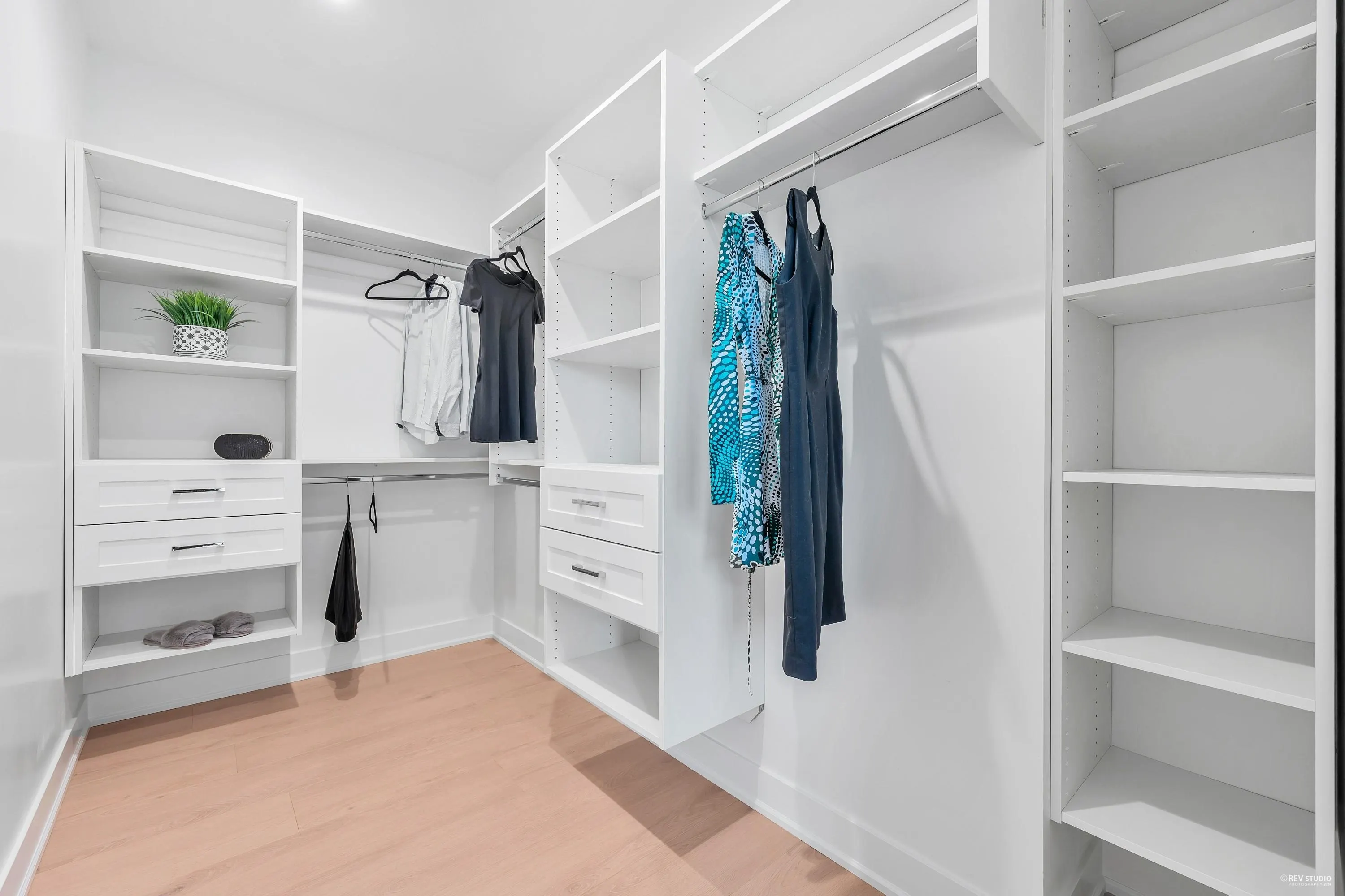 107 8233 Williams Road