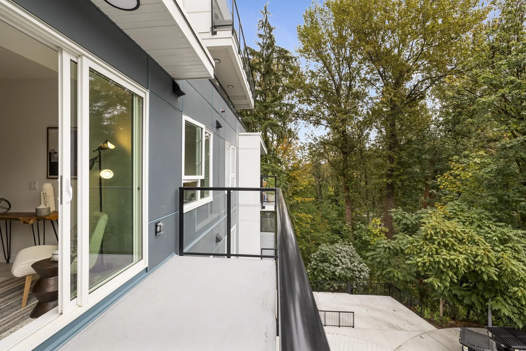 410 2002 St. George Street