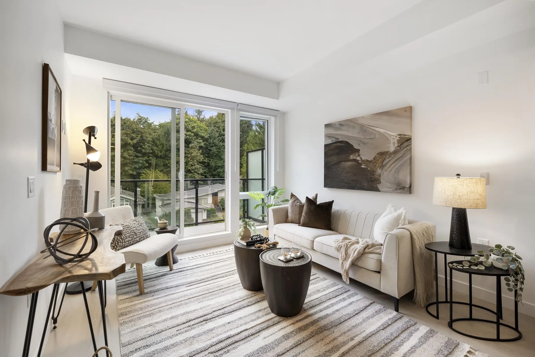 410 2002 St. George Street