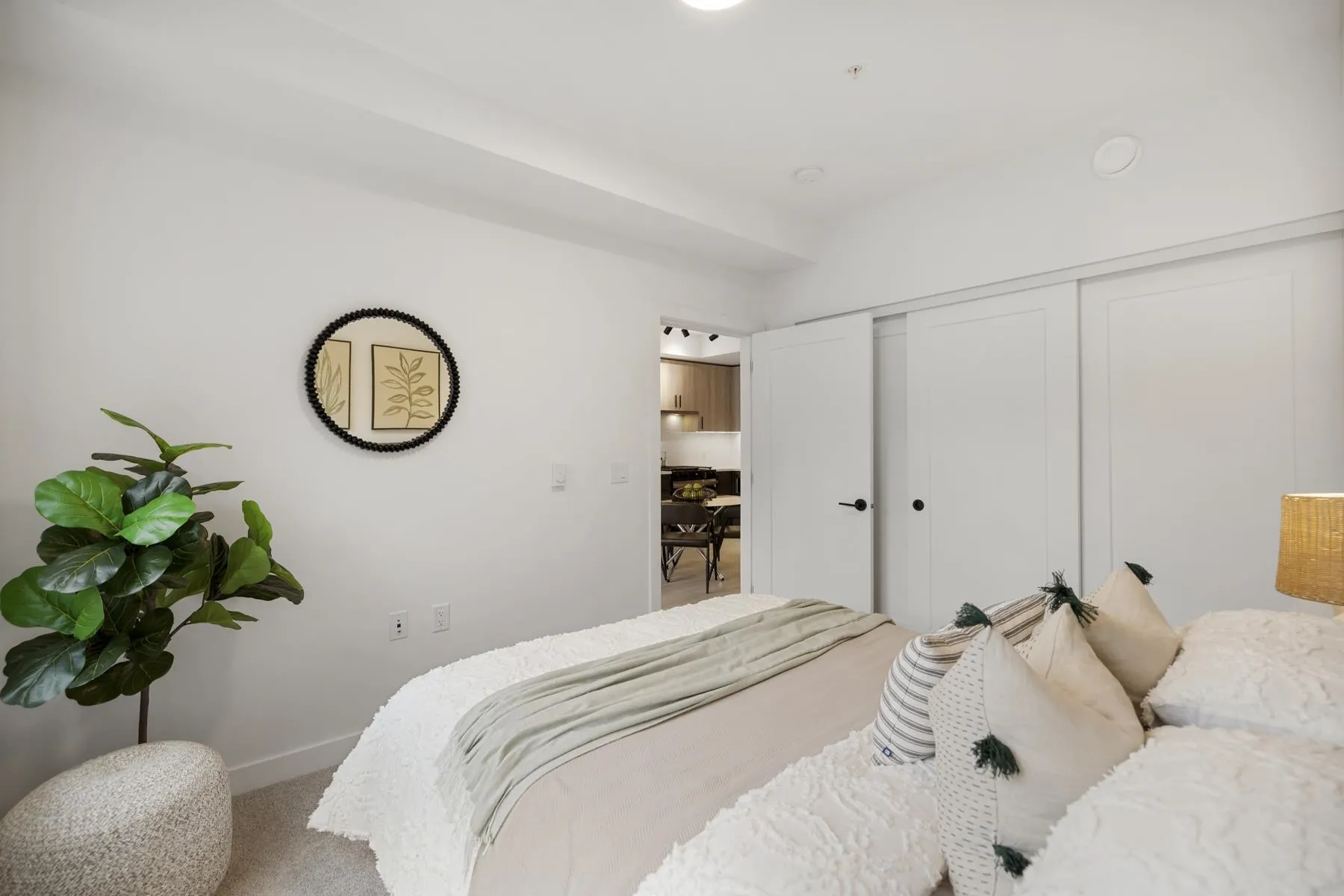 410 2002 St. George Street