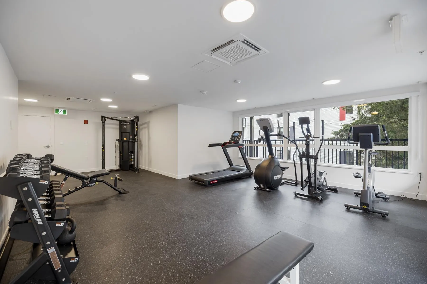 410 2002 St. George Street