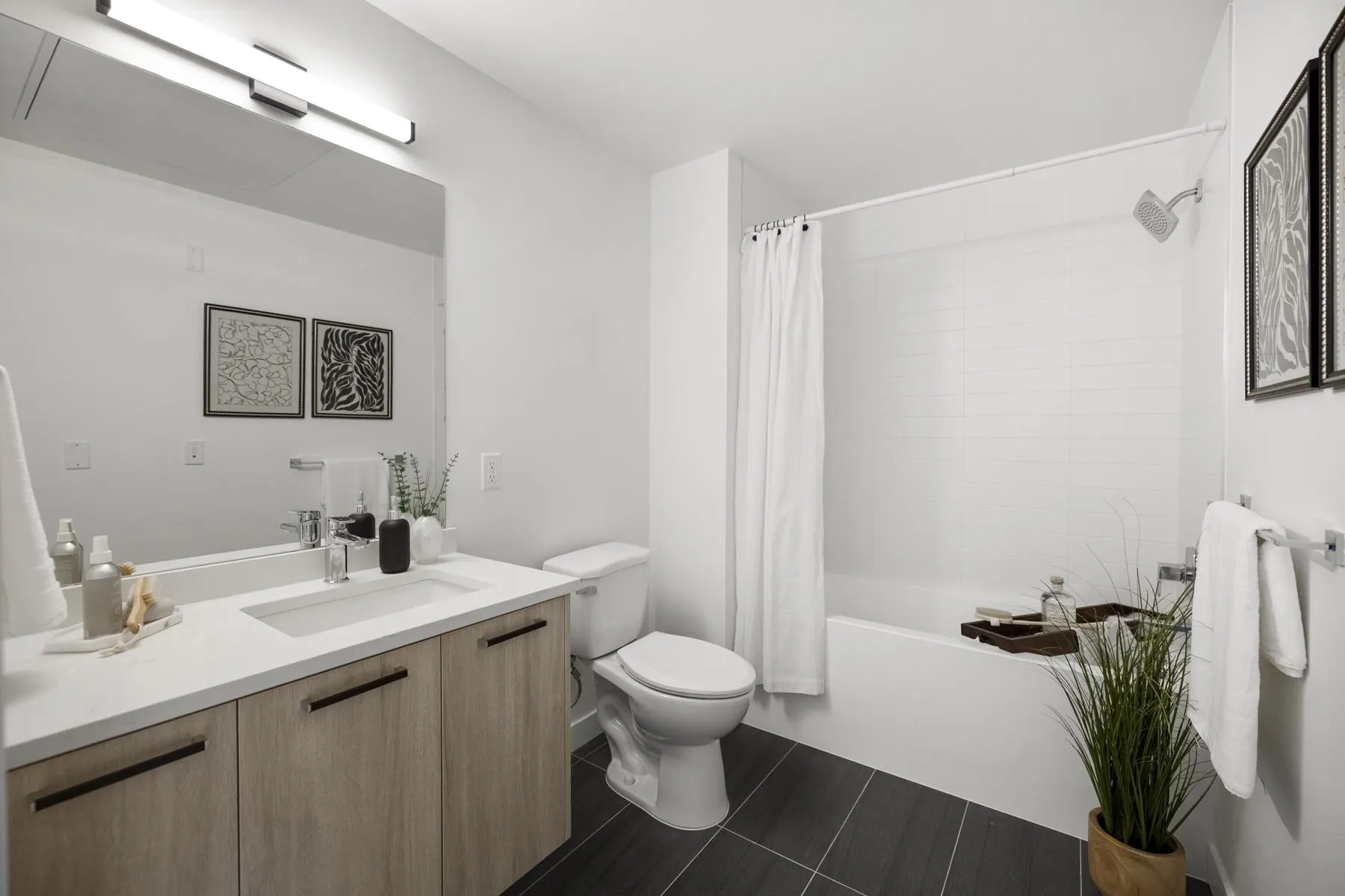 410 2002 St. George Street