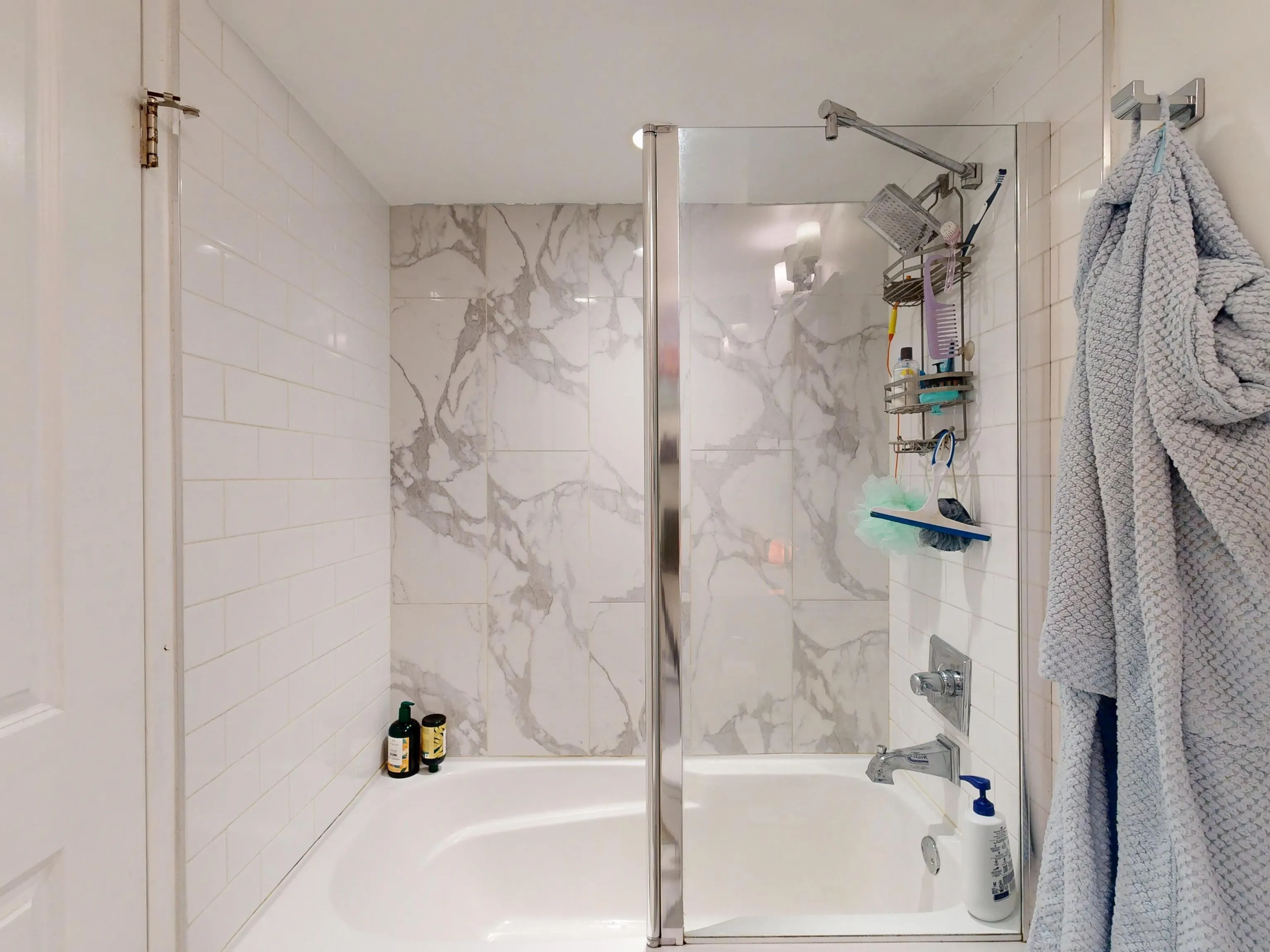 201 2222 Prince Edward Street