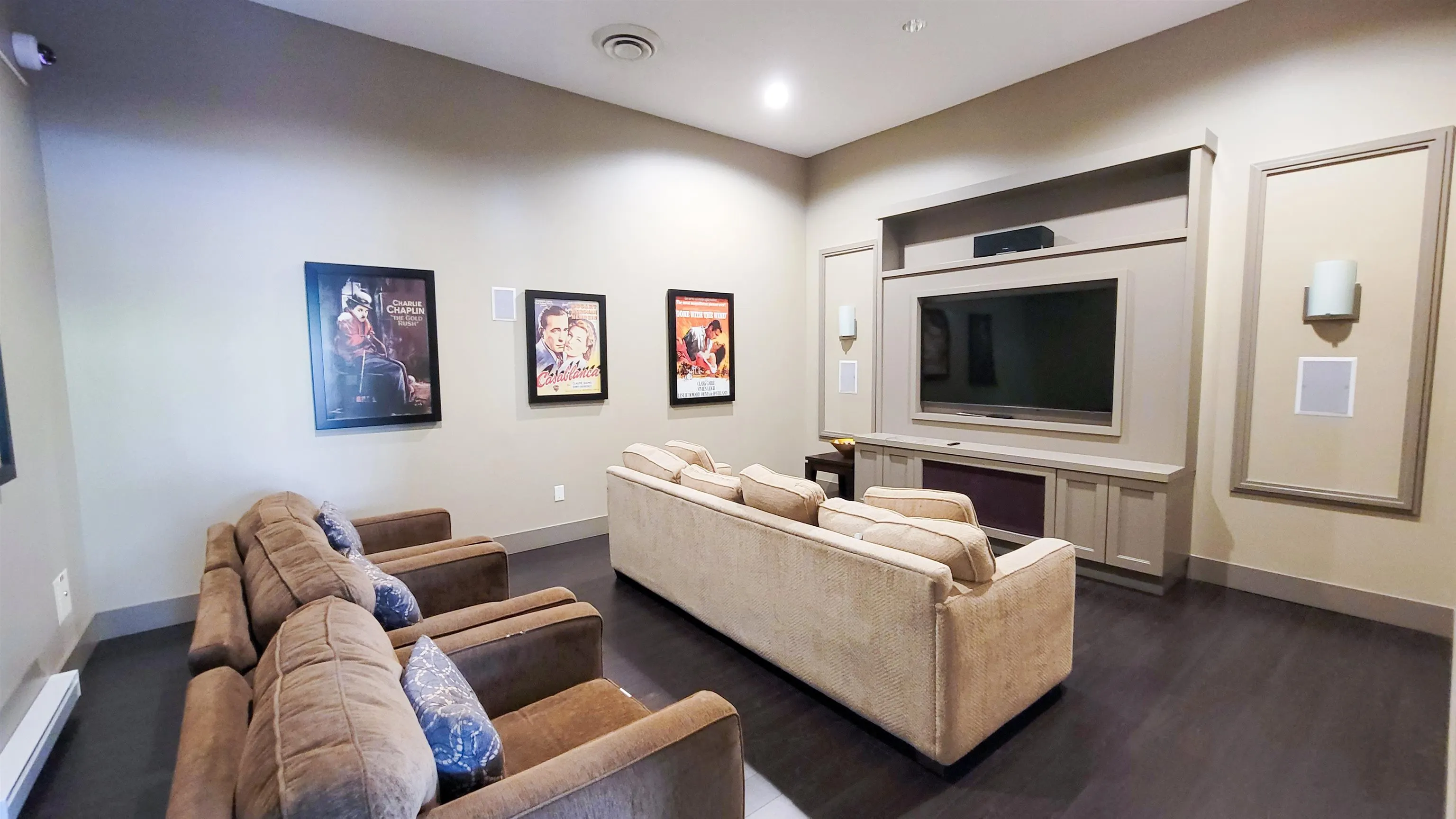 217 9299 Tomicki Avenue