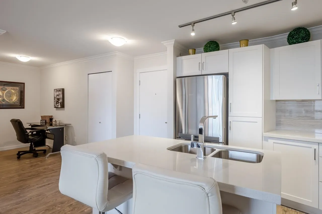 404 19201 66a Avenue