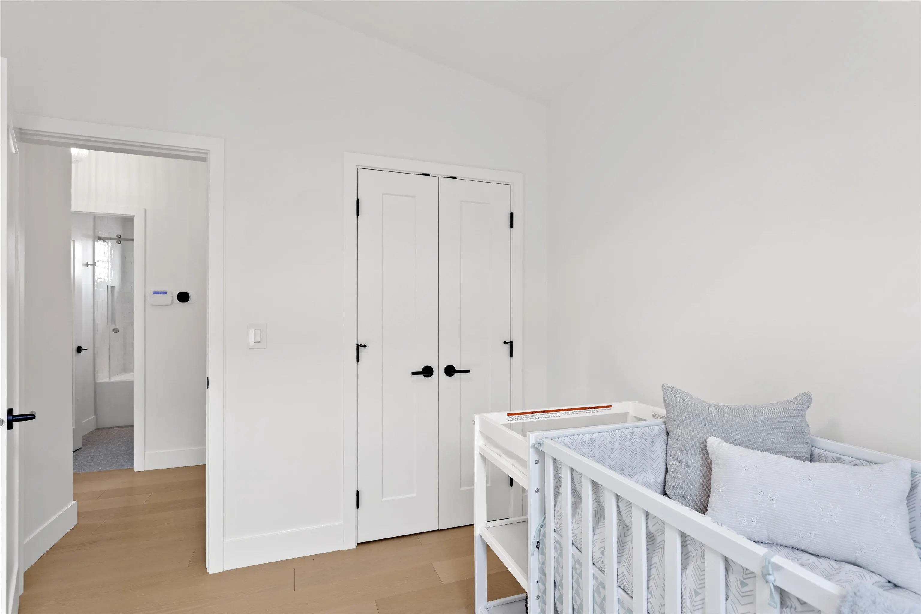 2 4315 Albert Street