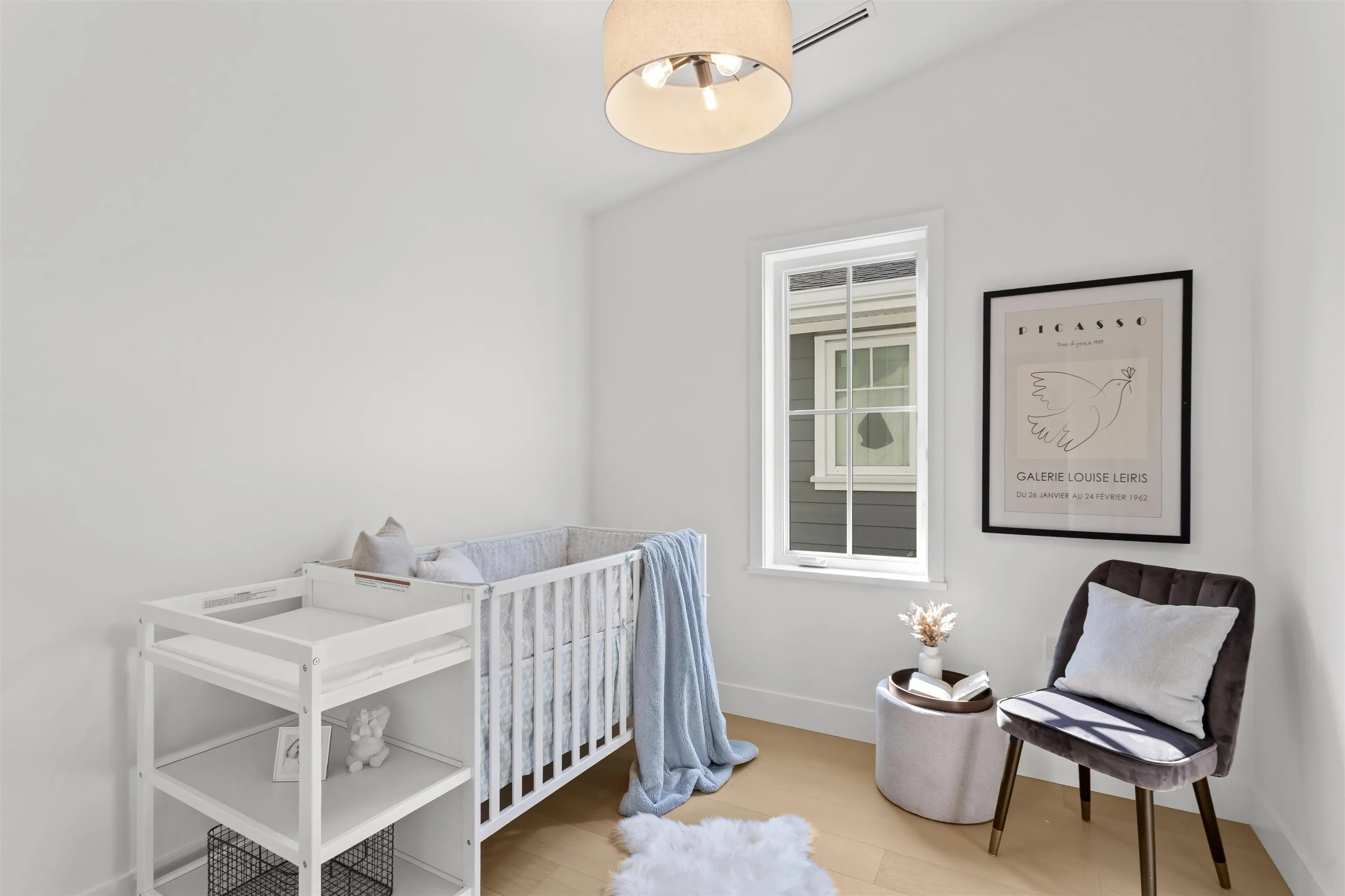 2 4315 Albert Street