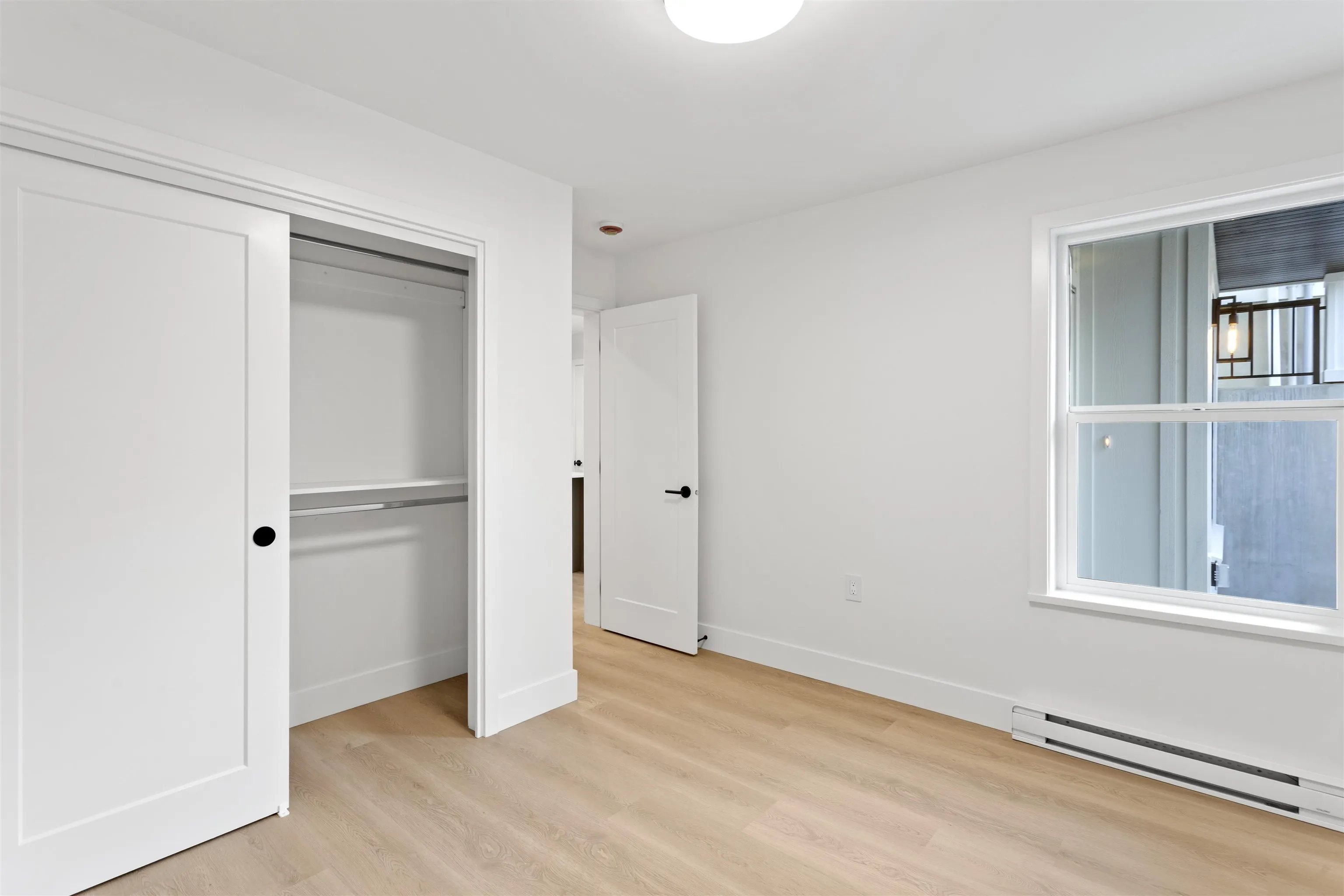 2 4315 Albert Street