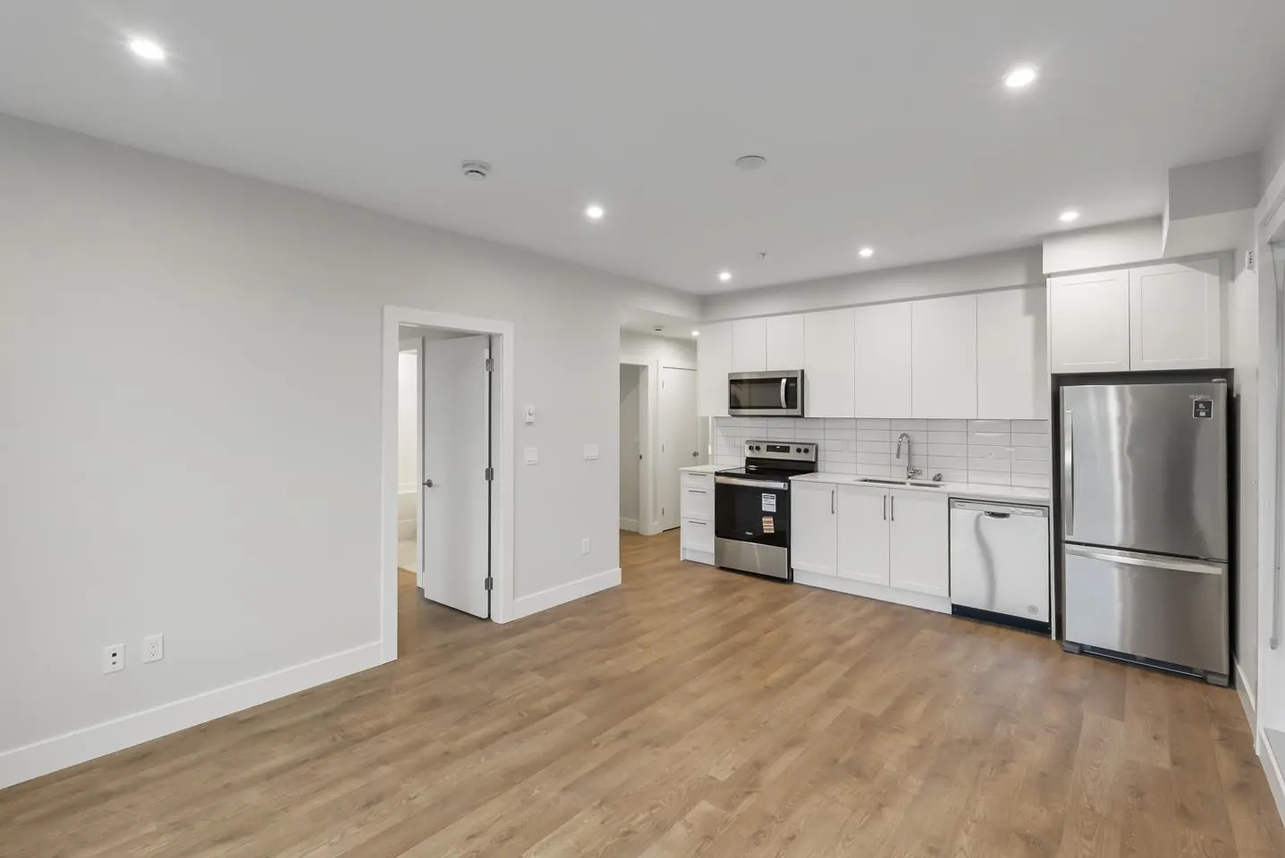 202 1930 Starling Drive