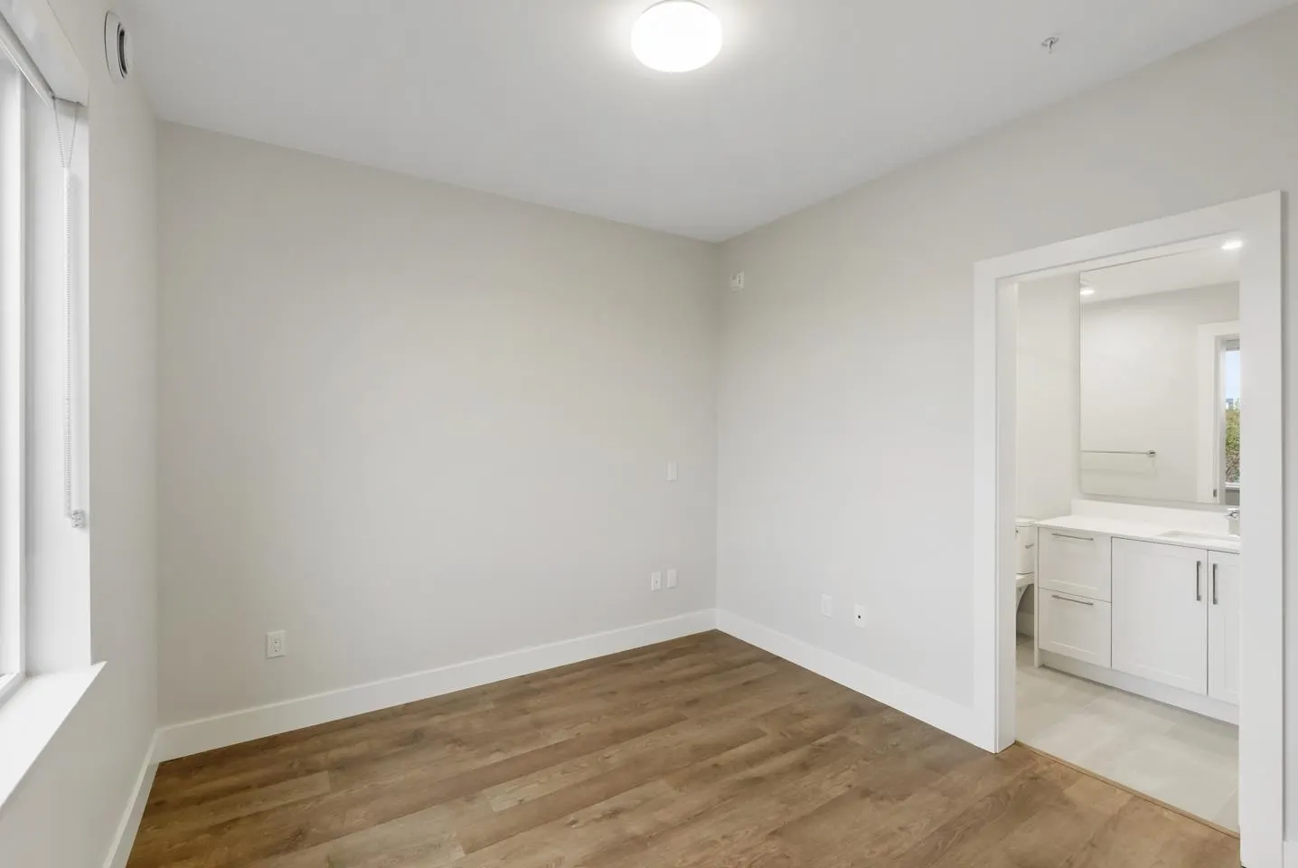 202 1930 Starling Drive