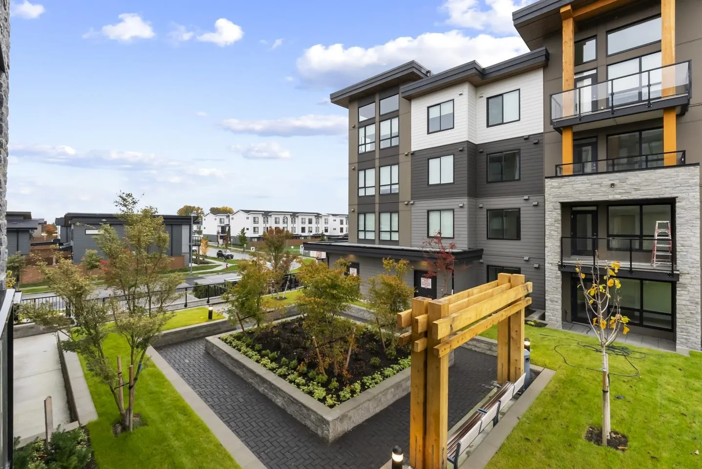 202 1930 Starling Drive