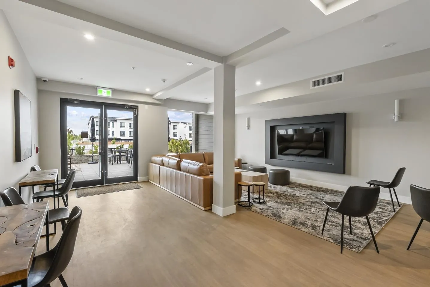 202 1930 Starling Drive