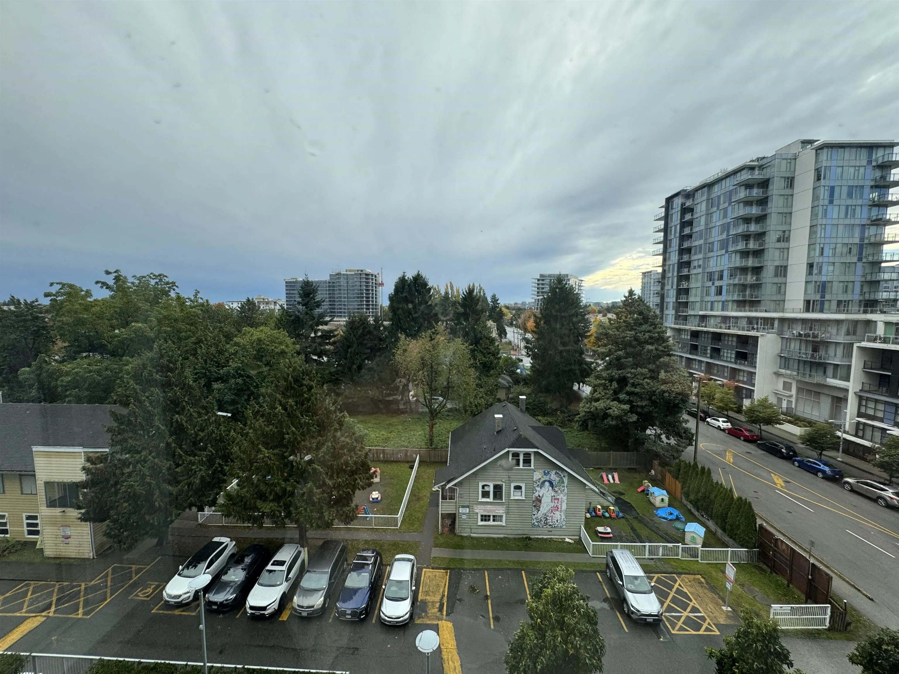 801 8800 Hazelbridge Way