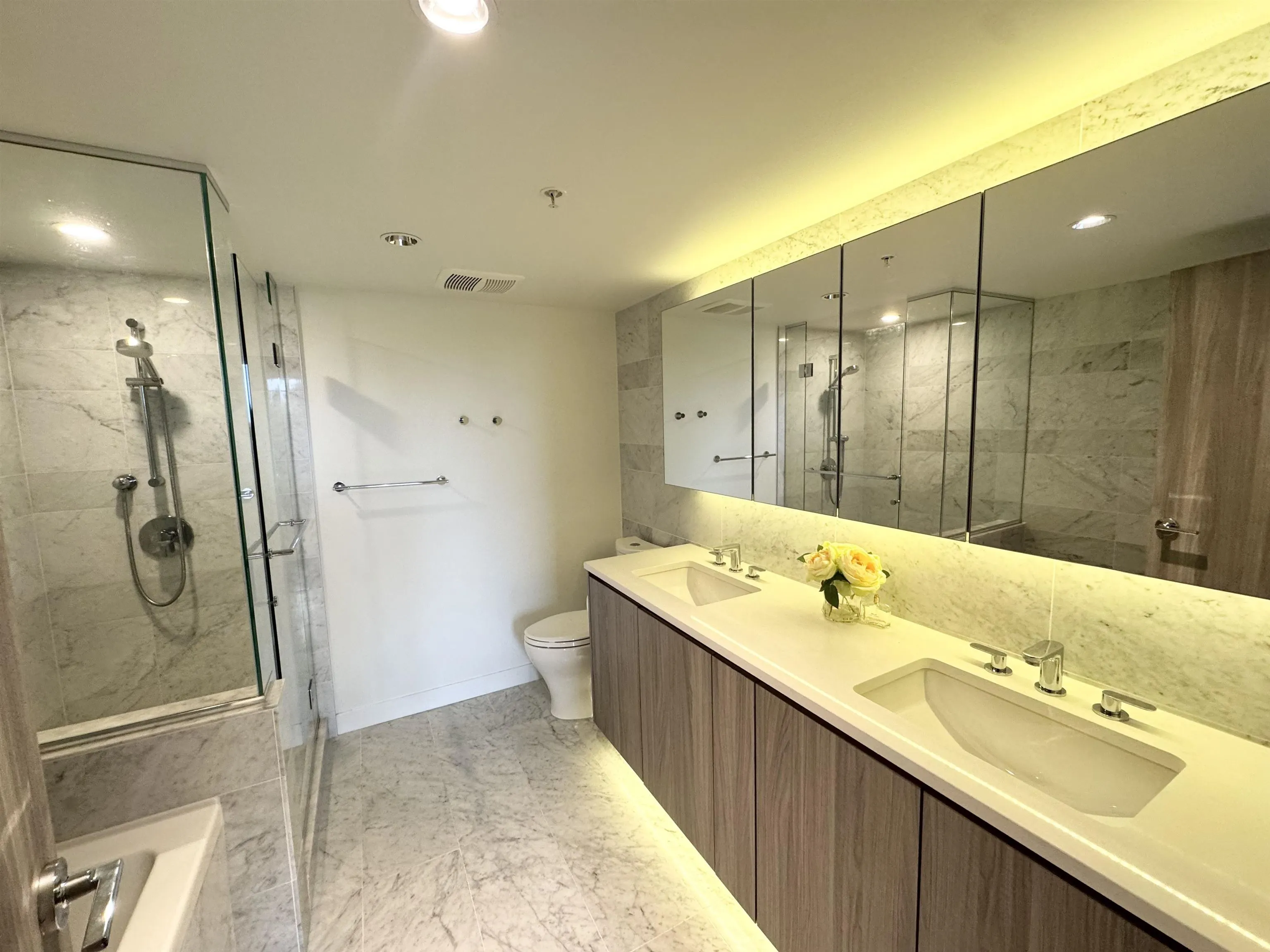 801 8800 Hazelbridge Way