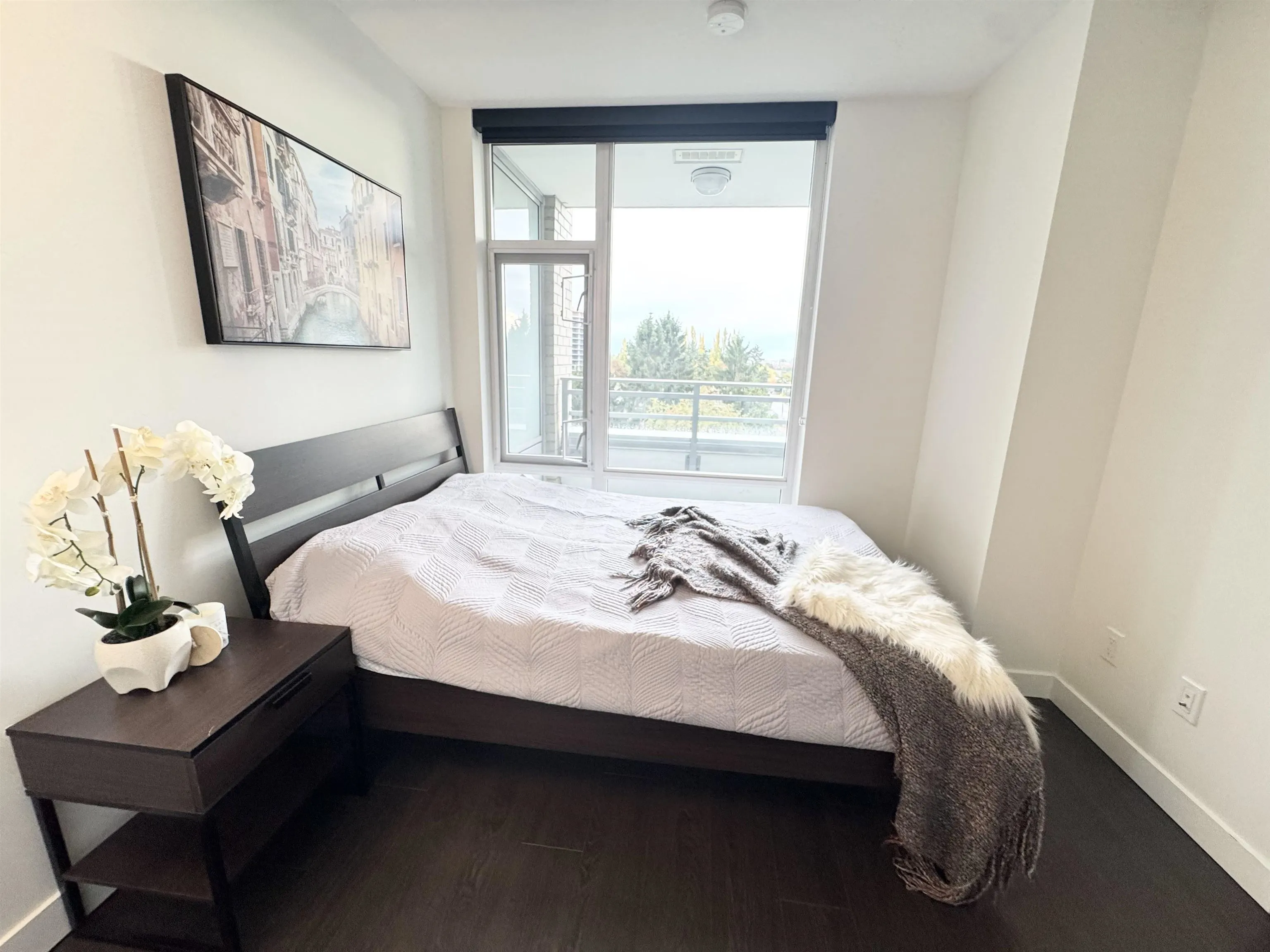 801 8800 Hazelbridge Way