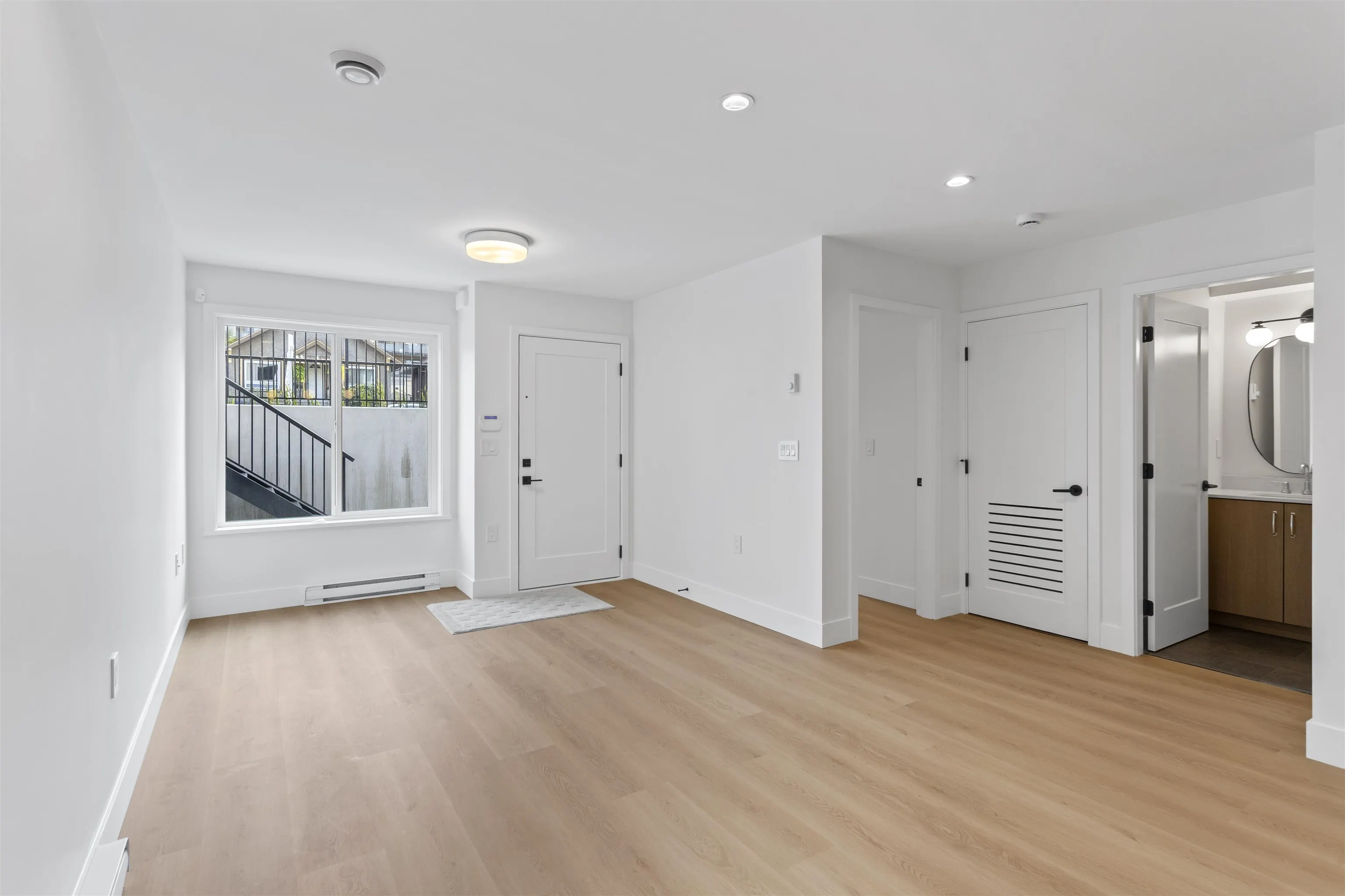 1 4315 Albert Street