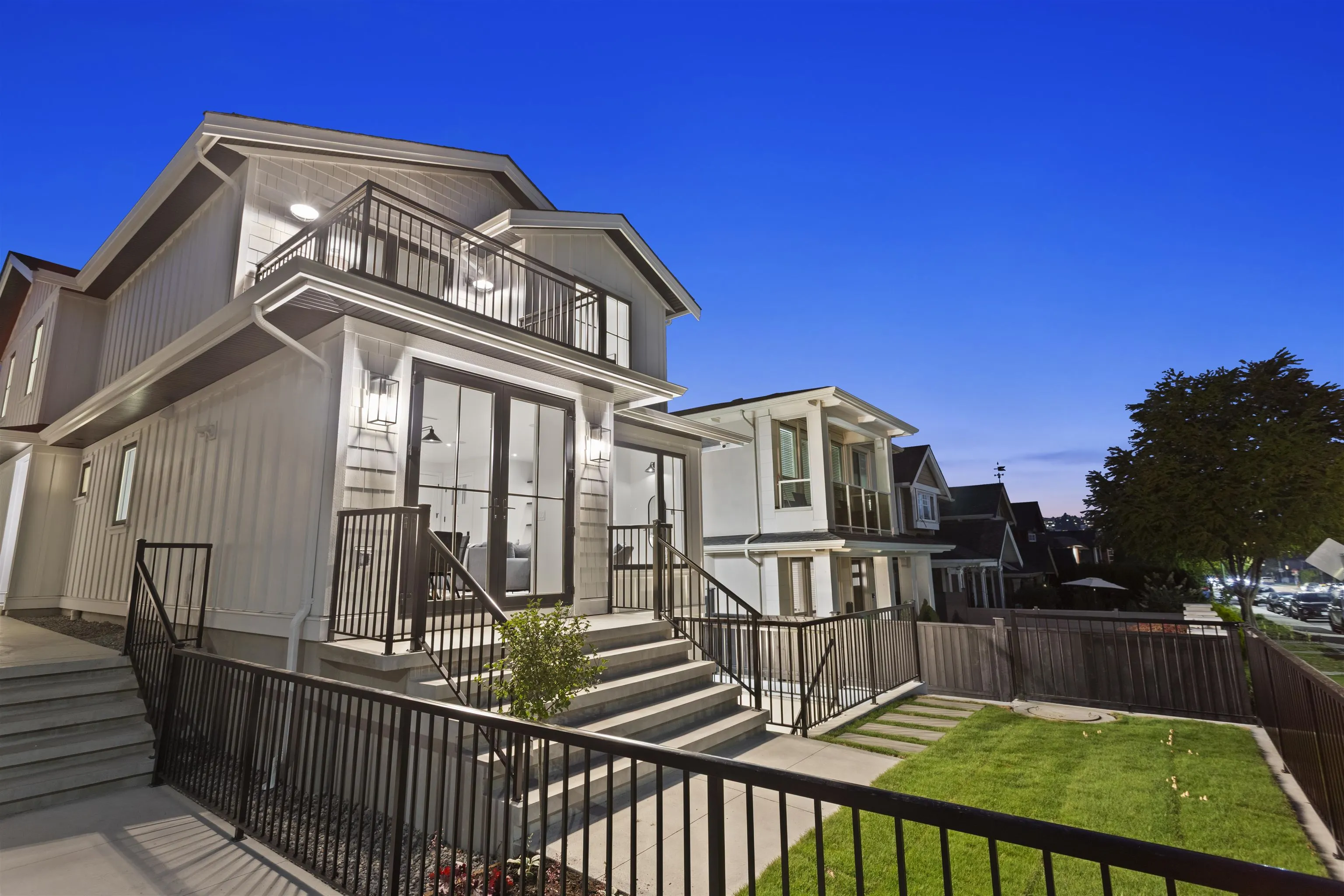 1 4315 Albert Street